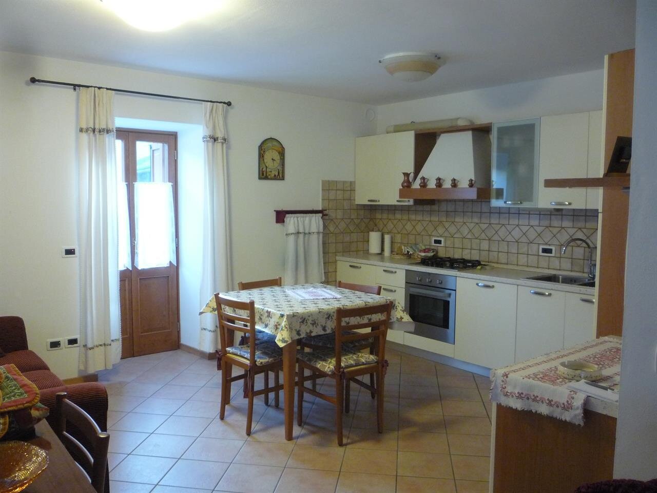 Images Trn 1 B8f57aaf C1d2 46a2 8060 7d44ca3af8e3 99 Image