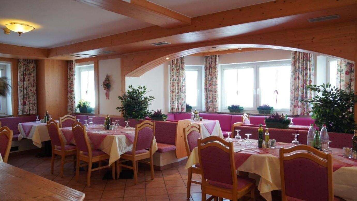ristorantealpenrosepassorolle2