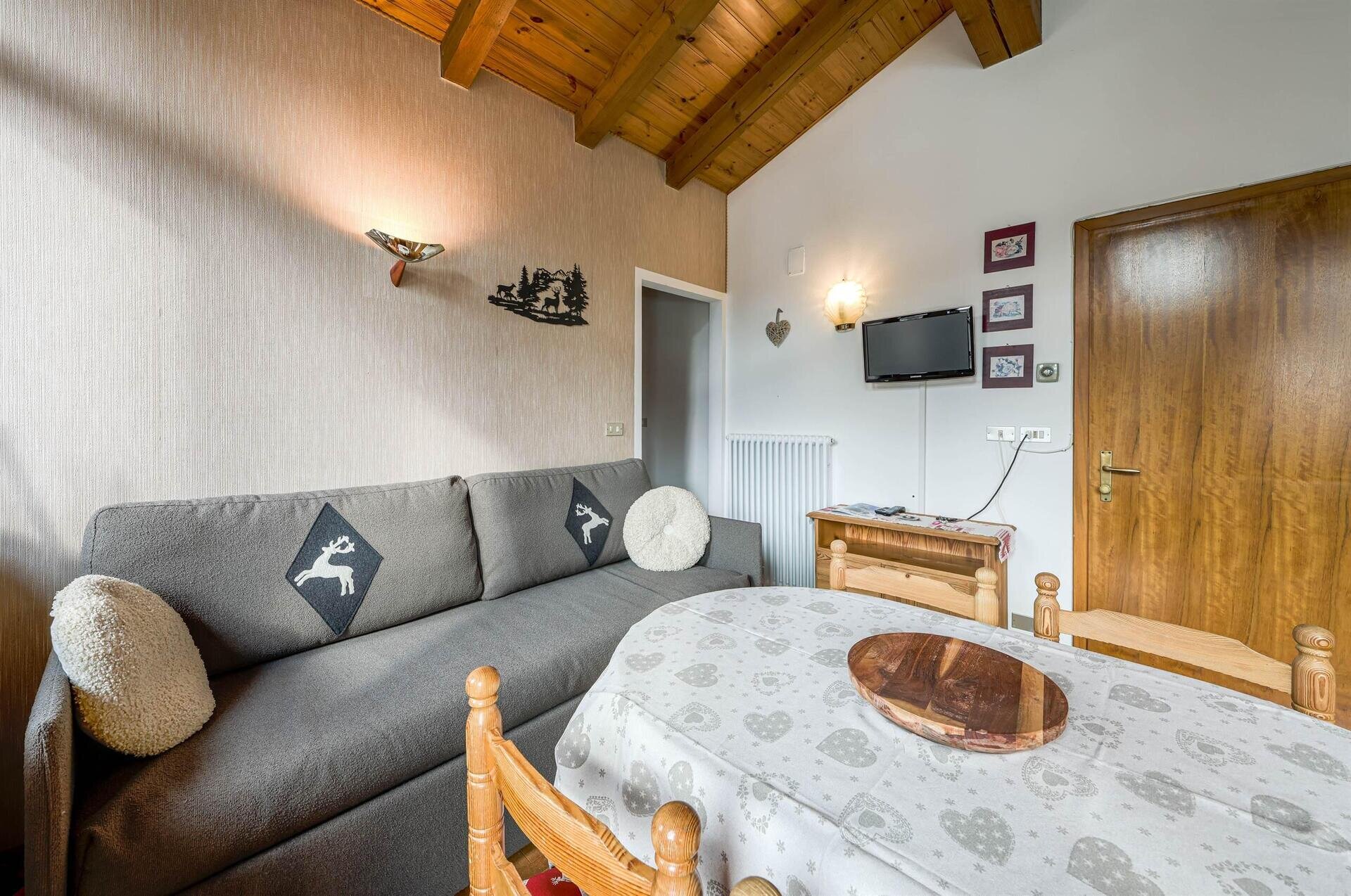 Images Trn 1 F07cbb4a 35b0 406a Acec Cd7ac0d9e196 99 Image