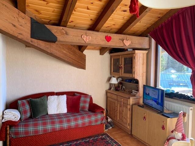 Images Trn 1 C3341733 4205 480c Bcad Bea9ca5a1acb 99 Image