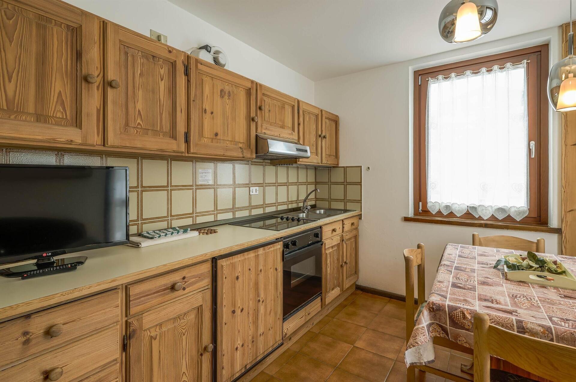 Images Trn 1 138f9ed2 42ae 4bdb B6cf 2ec434ed625e 99 Image