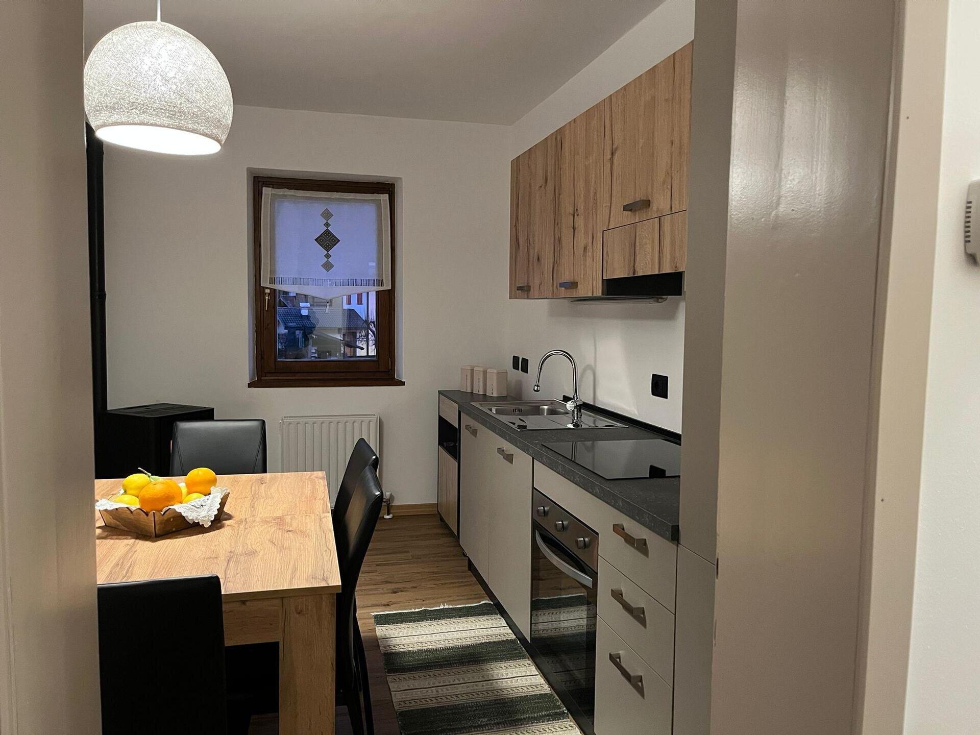 Images Trn 1 C6ca8c4d 1637 4e80 B237 4b20929d935a 99 Image