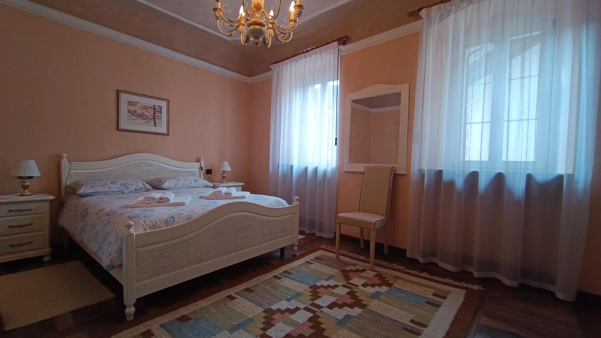 Images Trn 1 824502b4 7f47 4fbd B84b 9da802d6ad3e 99 Image