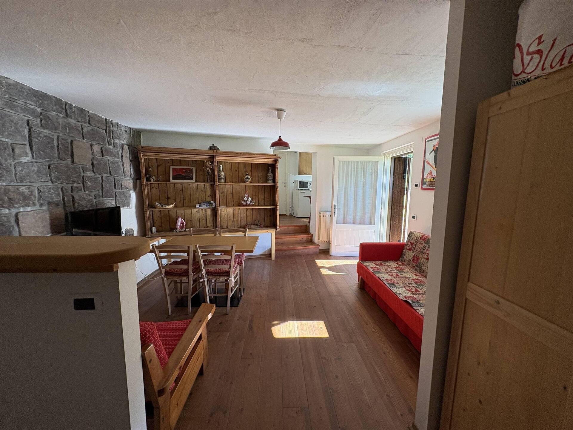 Images Trn 1 C18133db E701 49d6 9c31 D04418addbe1 99 Image