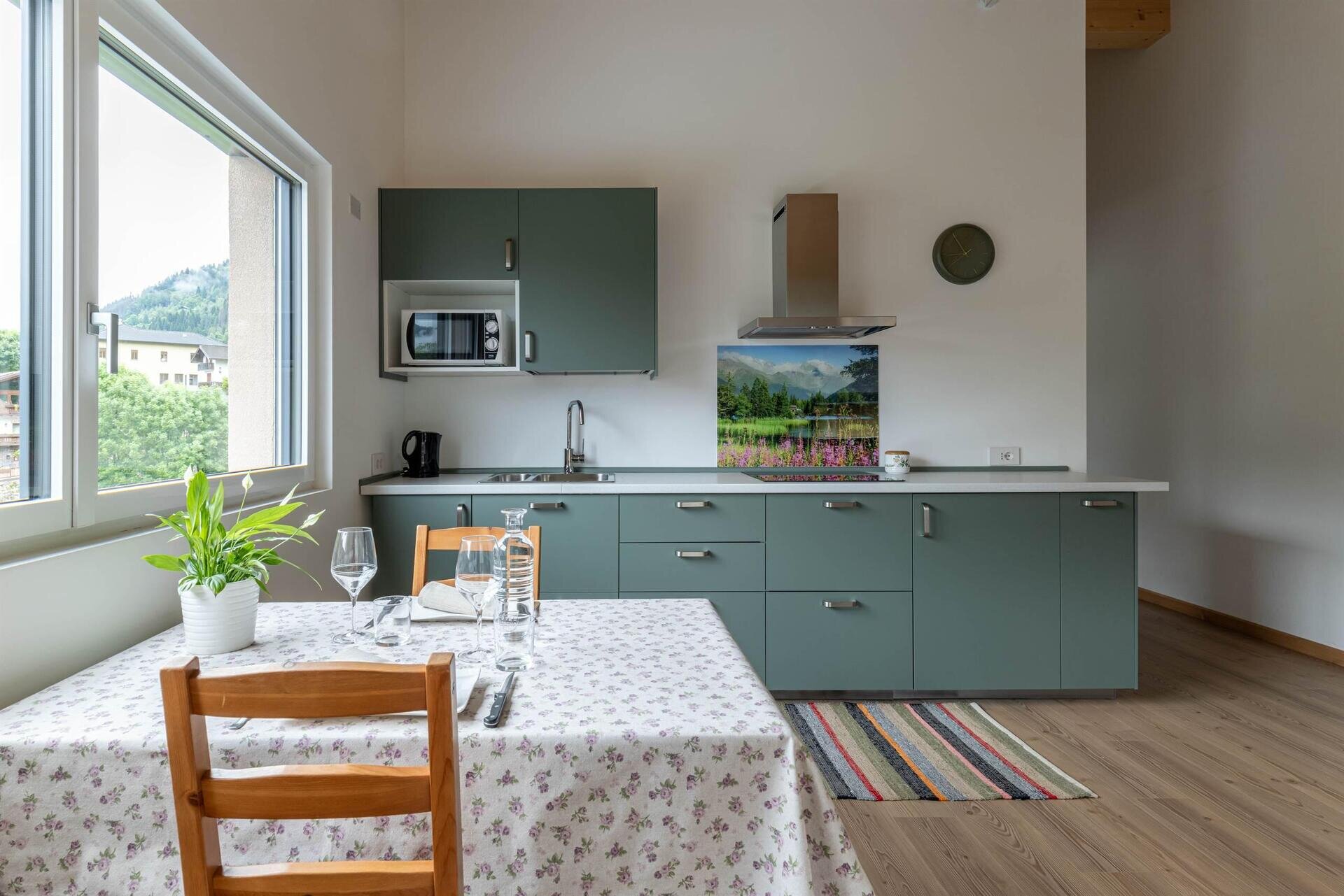 Images Trn 1 64ca3b14 05e0 4dcd 89c1 0271872dcf71 99 Image