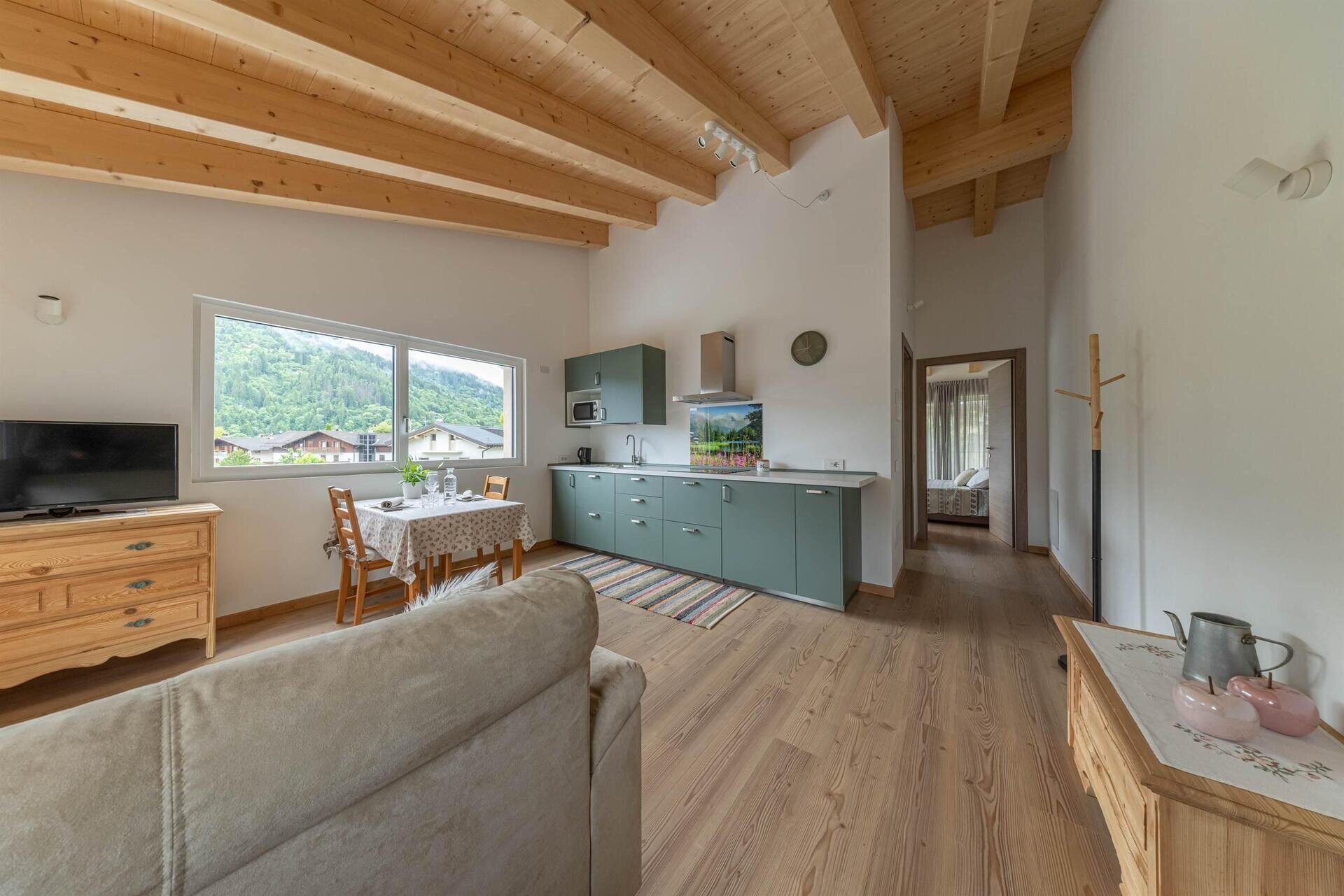 Images Trn 1 44c376ed 3f5c 455f B718 9aaf1efad0c3 99 Image