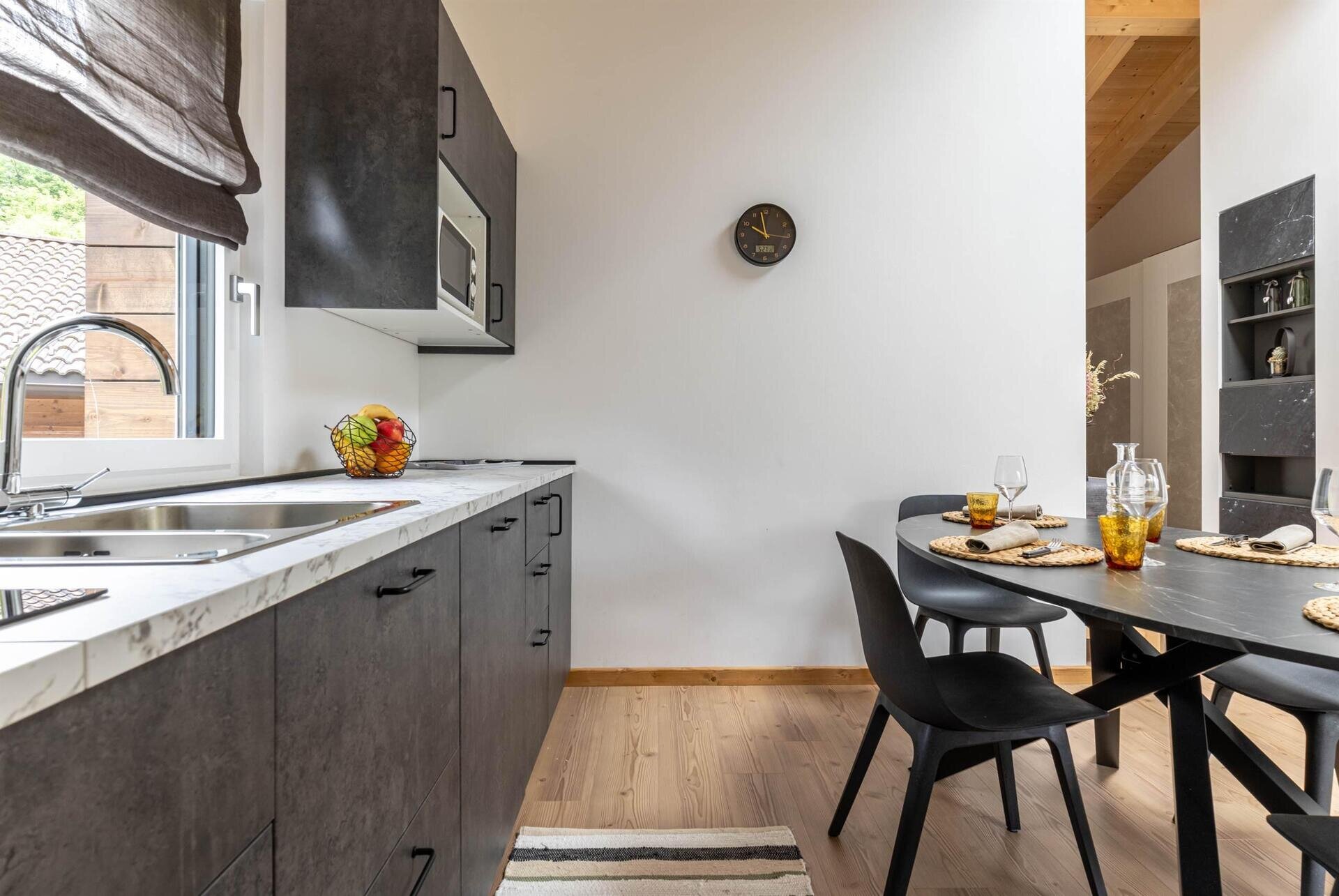 Images Trn 1 D217070c F0ee 4361 Ab57 3141ee9d3b65 99 Image