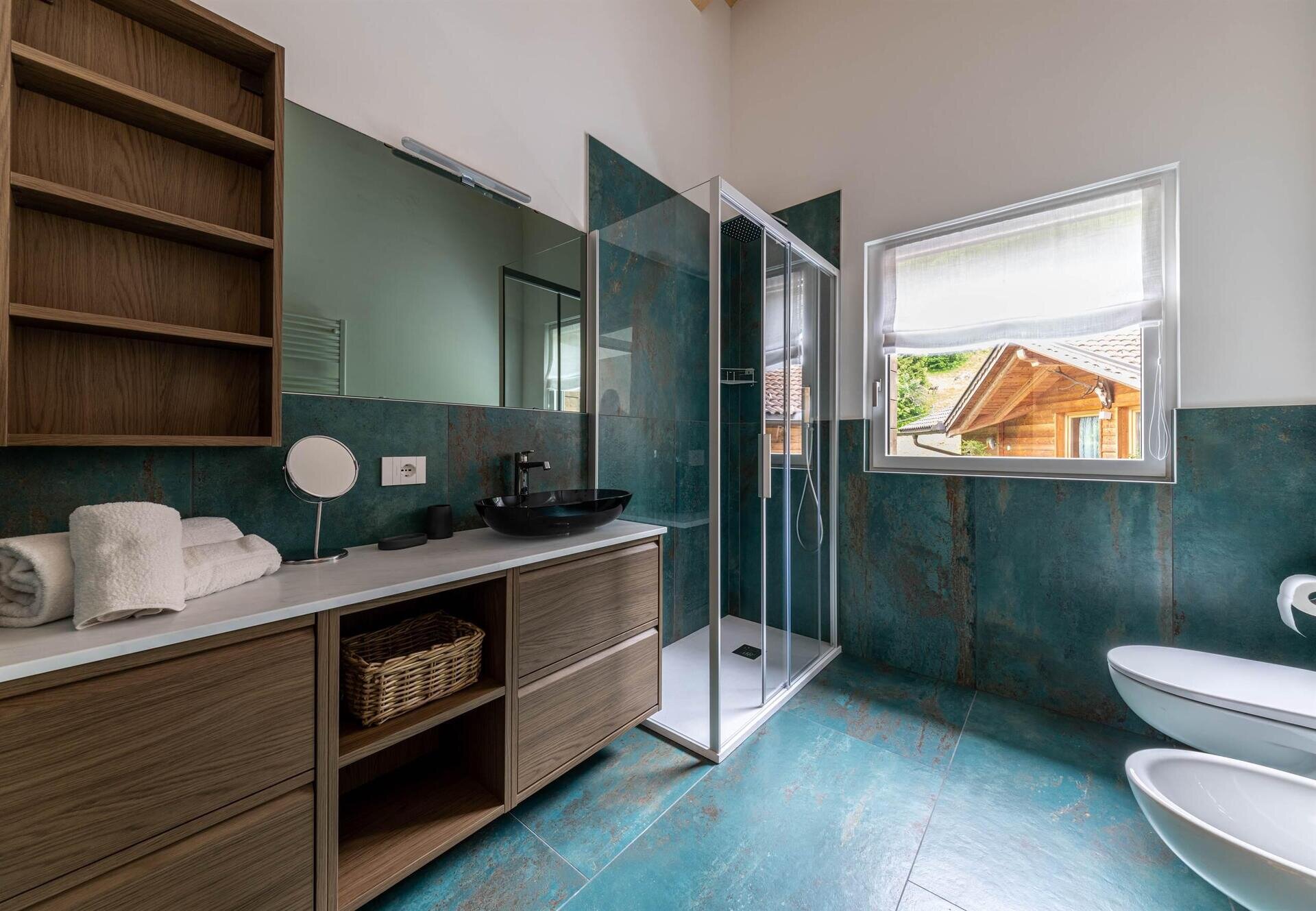 Images Trn 1 Bc875f20 27c9 4283 8629 C043110fdd16 99 Image