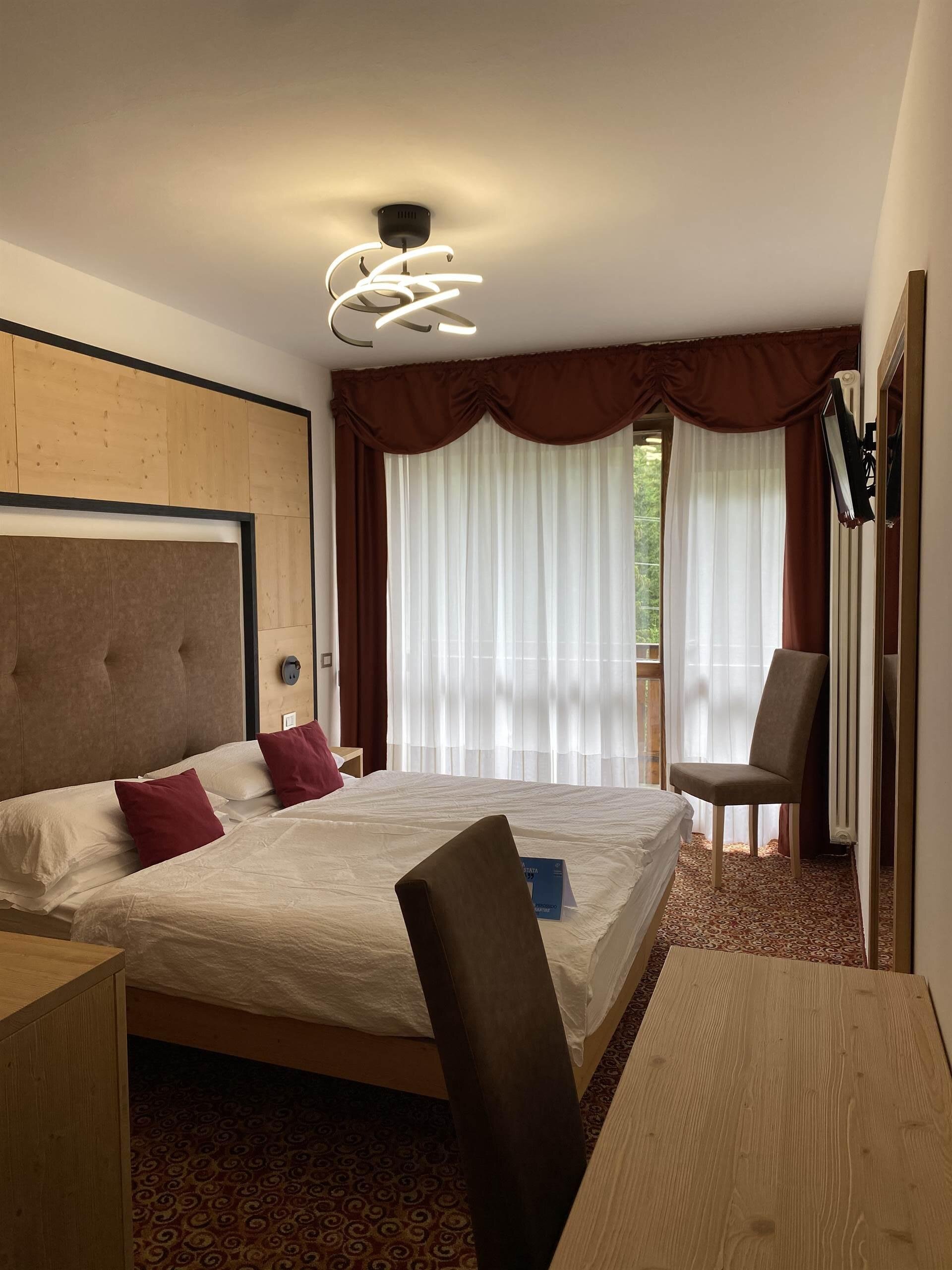 480920EA-C497-42CF-A1E1-E9483CC9F9F7