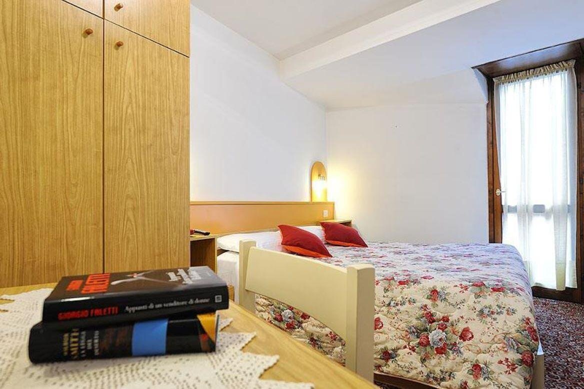 la_camera_stabdard__europacastrozza