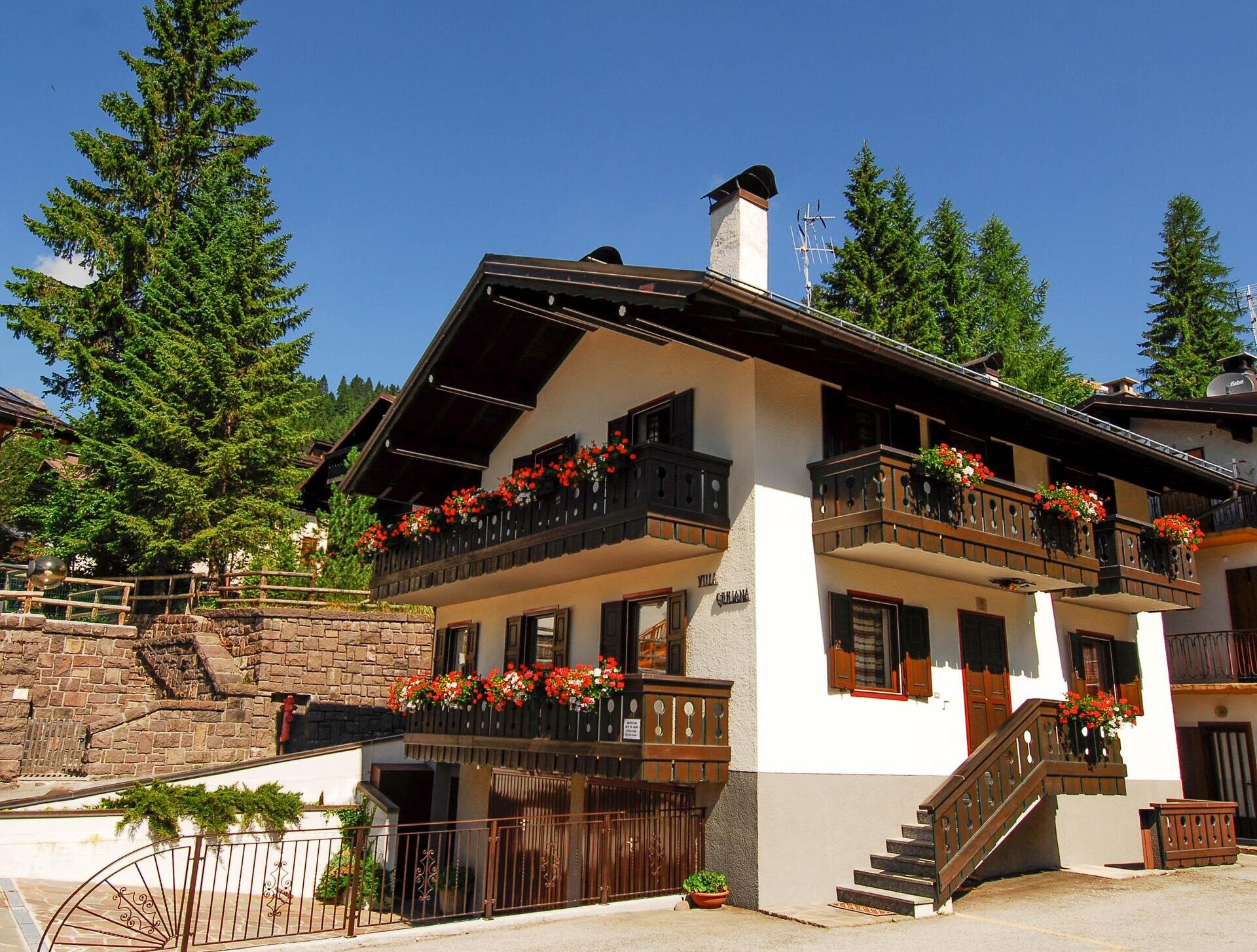 FAE' GIULIANA - VILLA GIULIANA