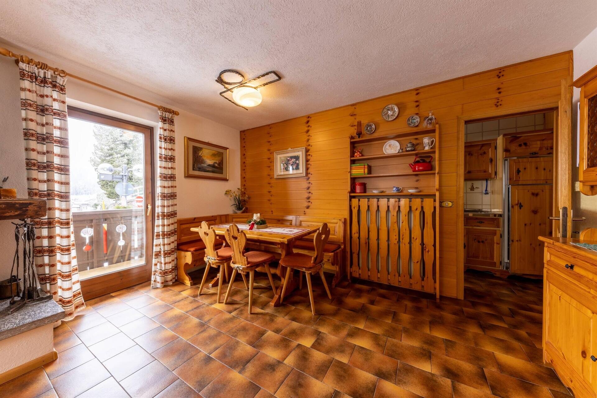 Images Trn 1 42fb6530 3ec8 4bba 9eb0 878cadb2ecb2 99 Image