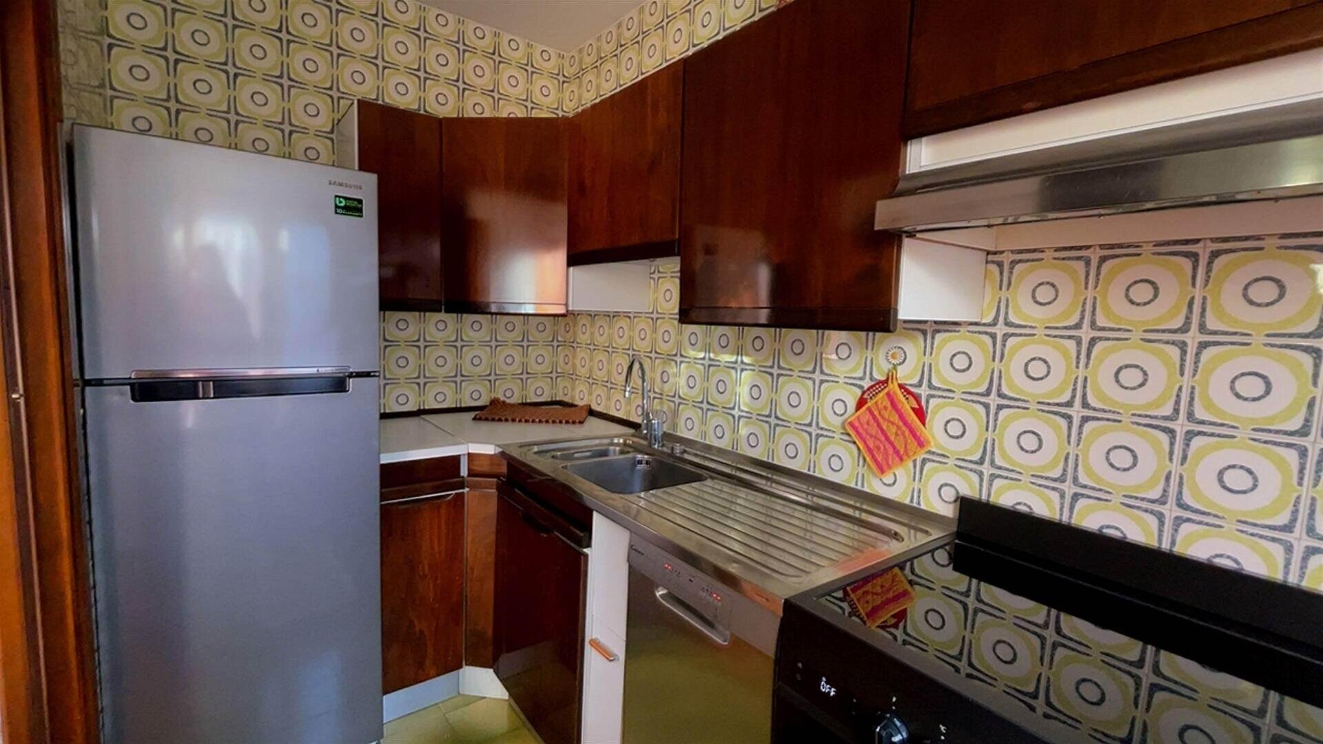 Images Trn 1 44607cc0 503e 4f52 8f2b D7f8718a7b21 99 Image