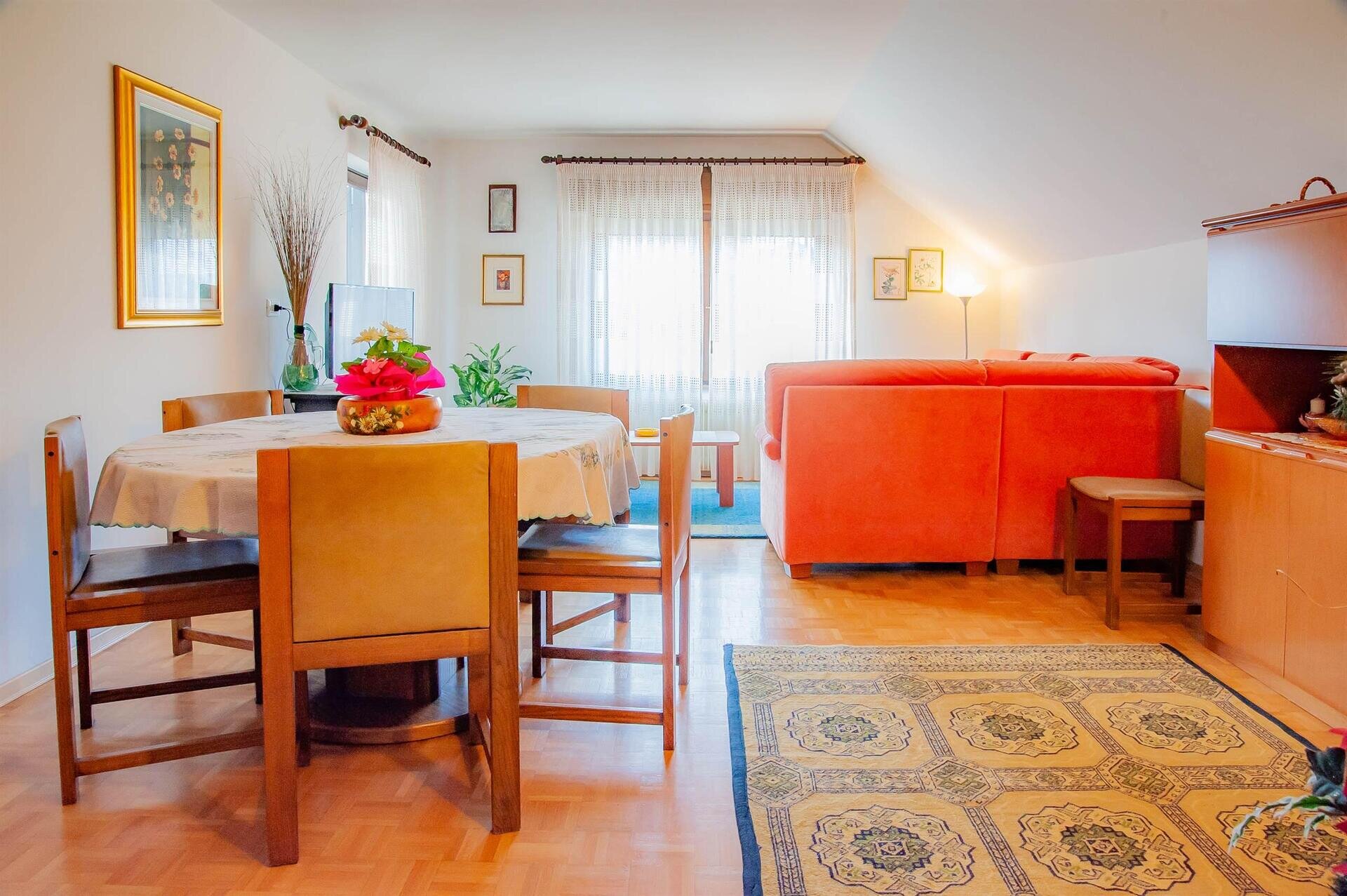 Maria-0001110418 (2018_04_12 15_39_09 UTC)