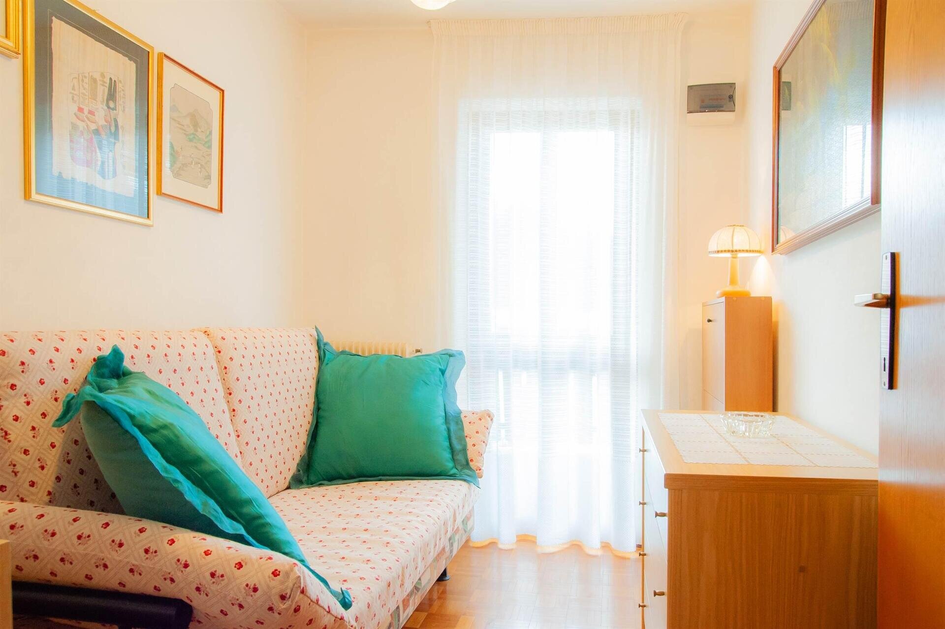 Maria-0006110418 (2018_04_12 14_37_51 UTC)