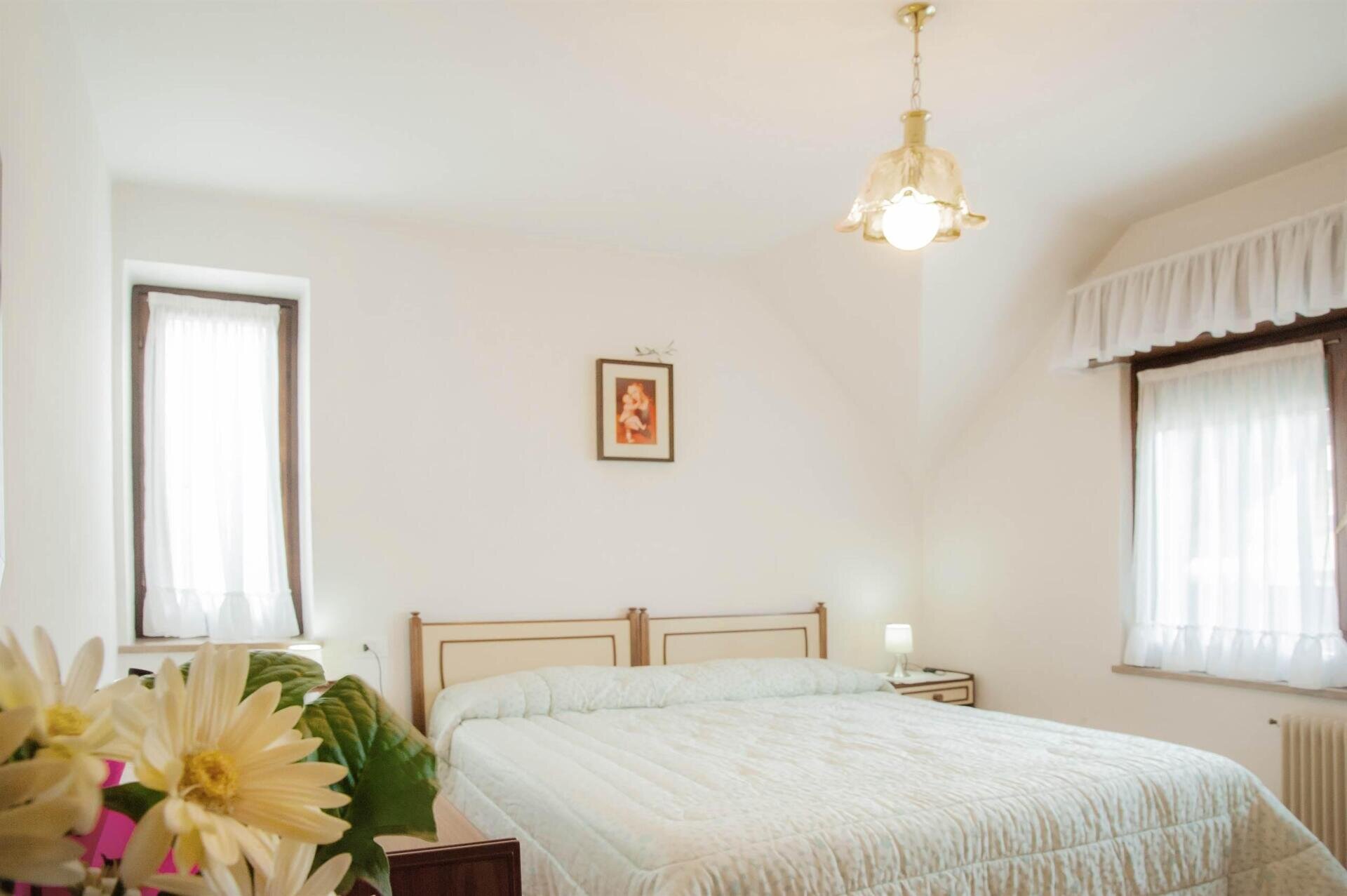 Maria-1007110418 (2018_04_12 14_37_51 UTC)