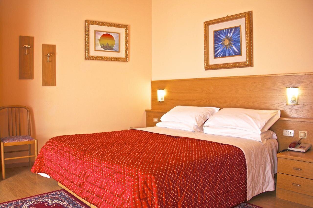 CAMERA CLASSIC- LETTO copia