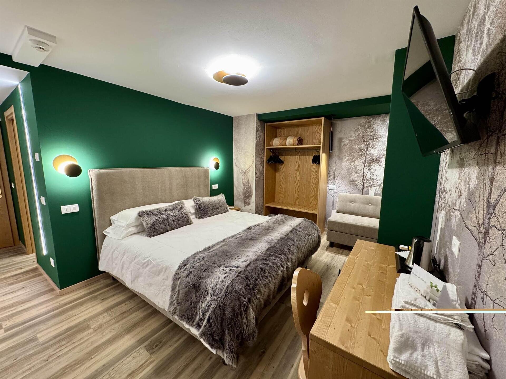 Images Trn 1 6631954b D2b4 4f9b Af34 B890a38a581a 99 Image