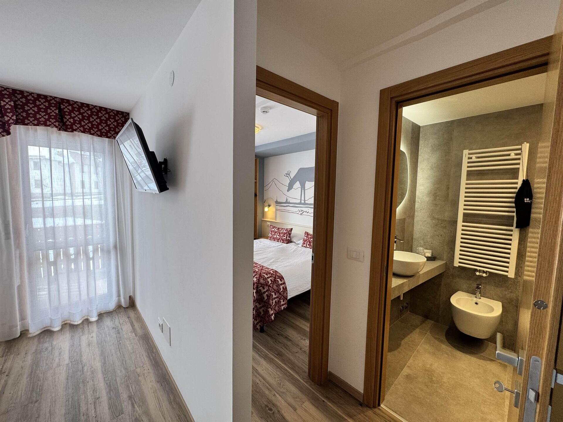 Images Trn 1 1625986a 9739 4347 Be63 A12729baf99b 99 Image