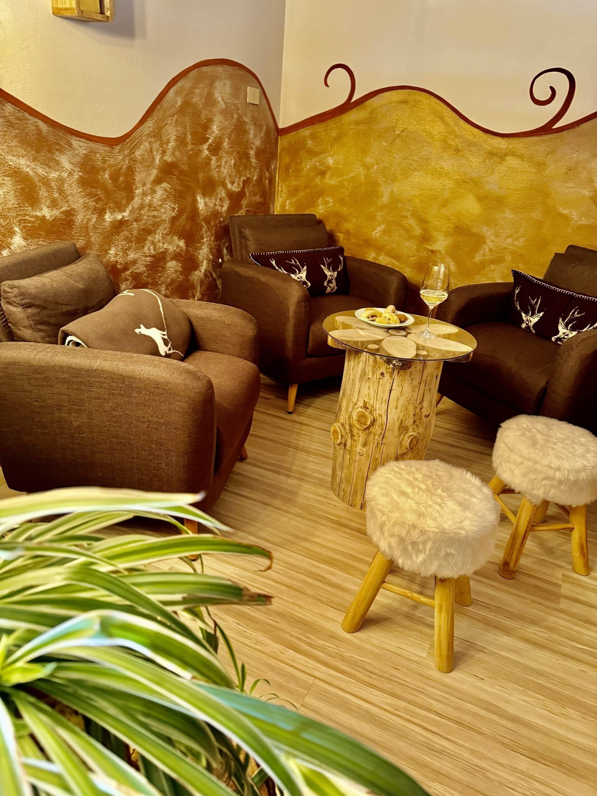 BAF87214-8875-443F-A89C-0C4AFC686CFC