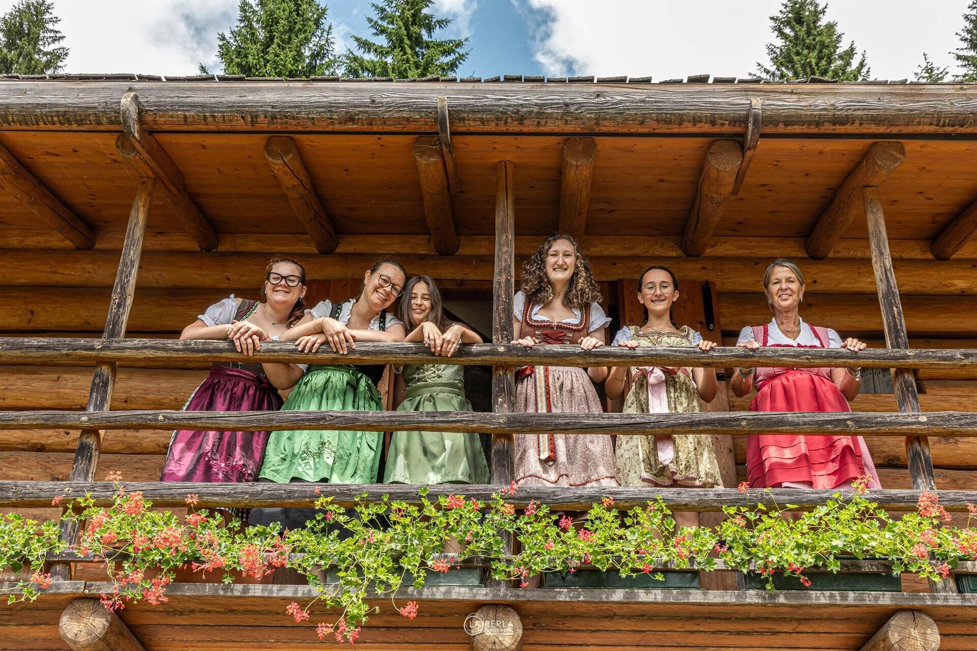 Images Trn 1 E72497ab 30bf 47f0 8dfd 80c729d013e3 99 Image