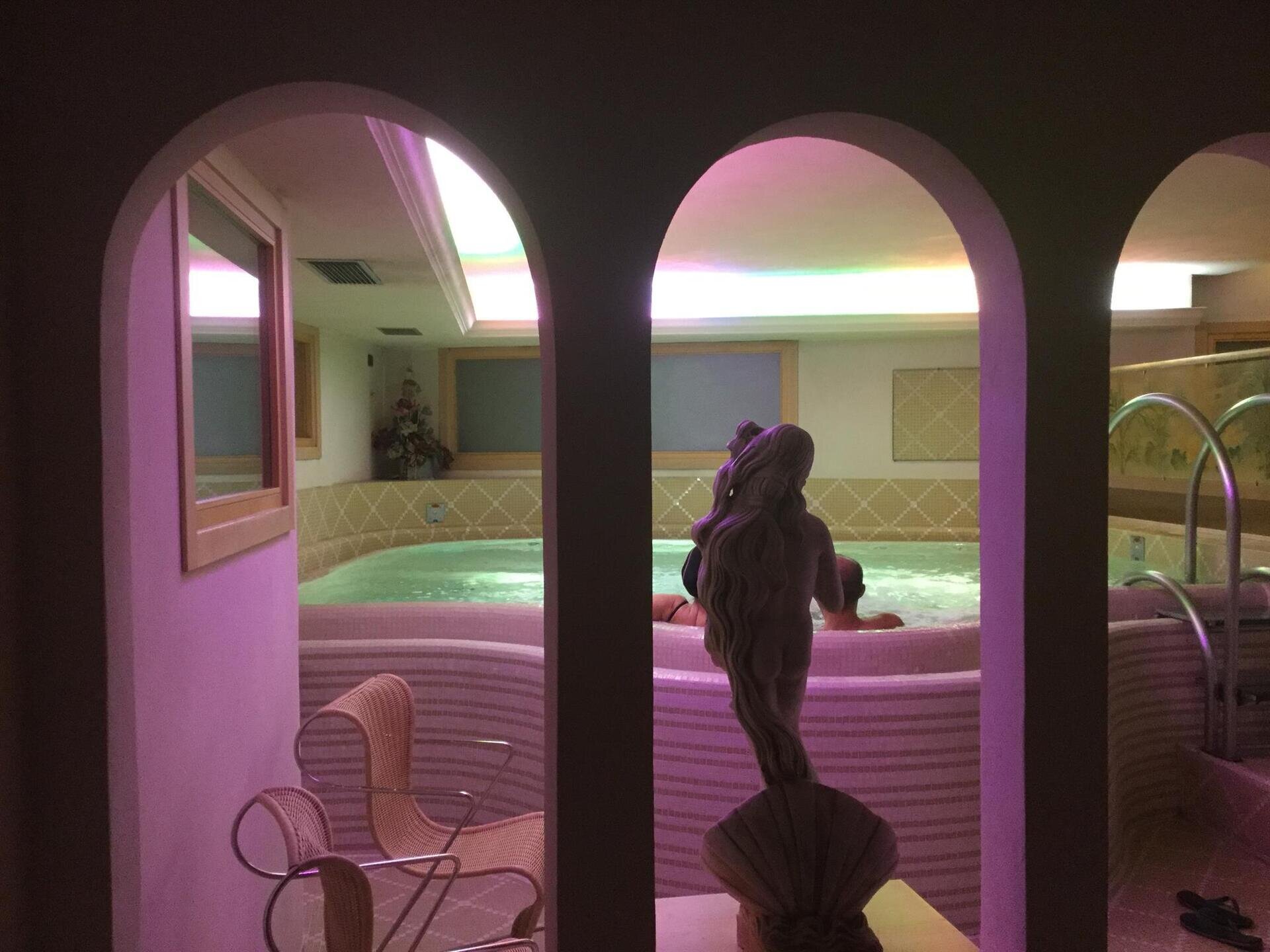 26C8EC9C-202E-4C47-90D3-710C7C138EFB