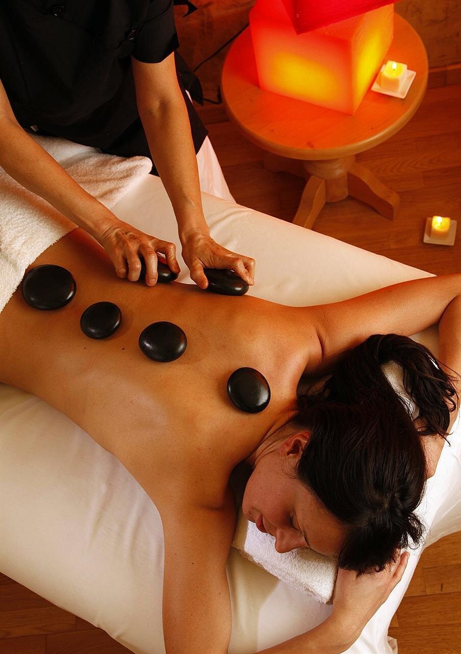 Stone Massage Hotel Mirabello