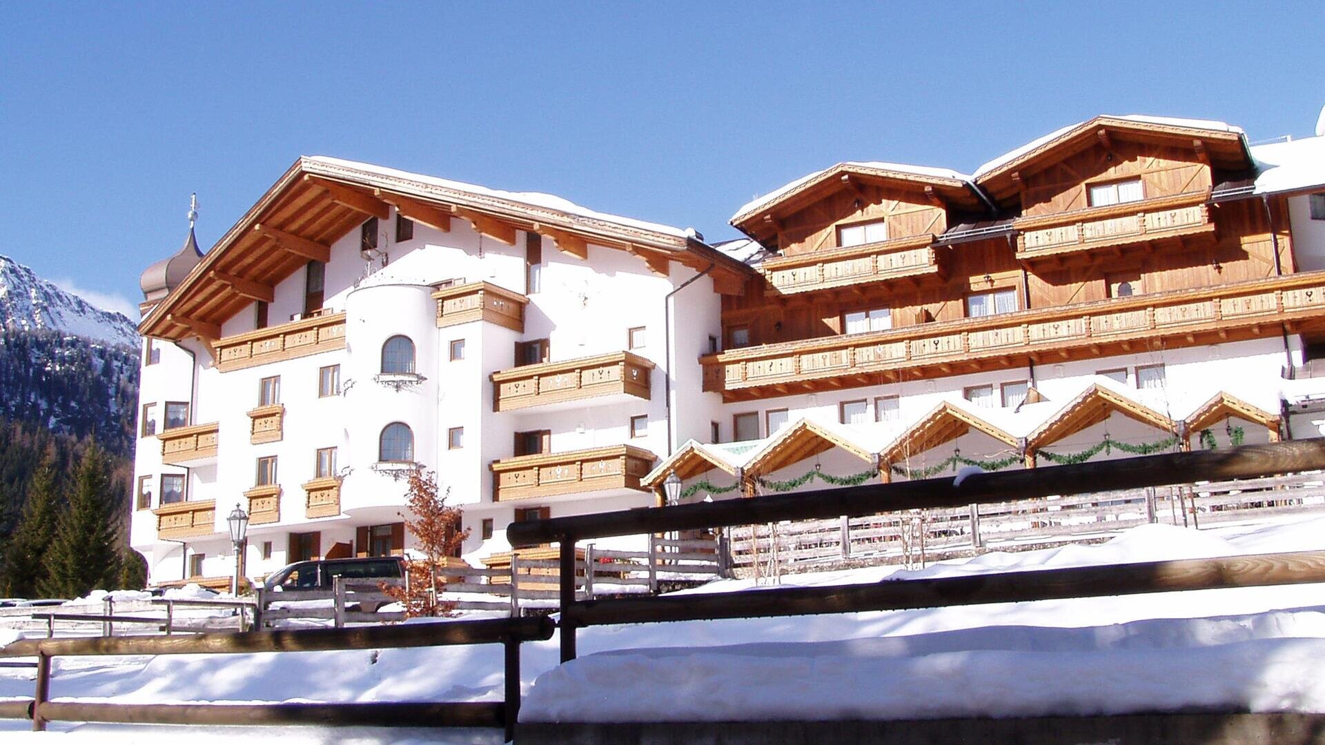 stalon-hotel-dolomiti-gallery-panorama-inverno-2