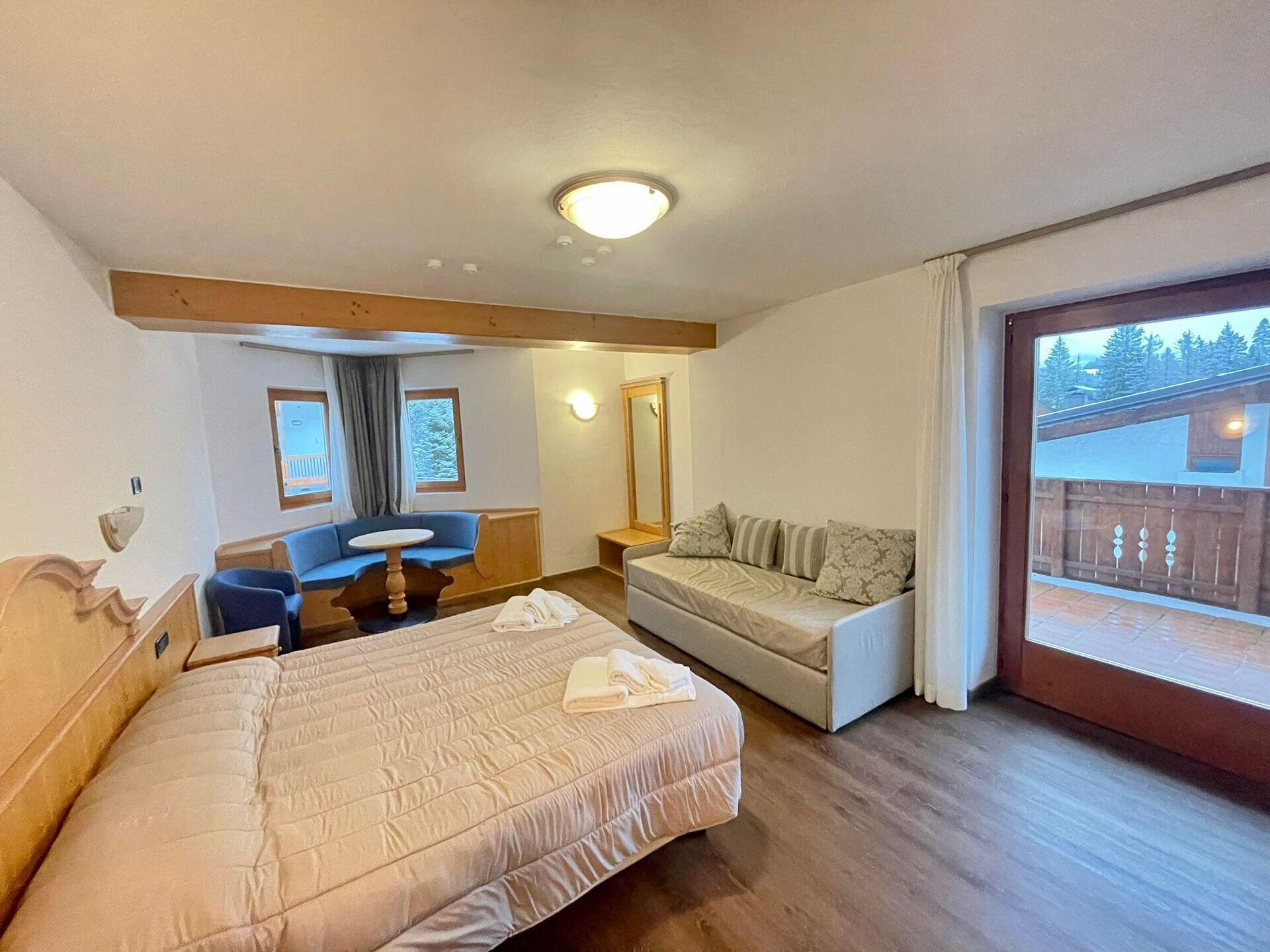 WhatsApp Image 2022-11-28 at 16.16.49 (3)