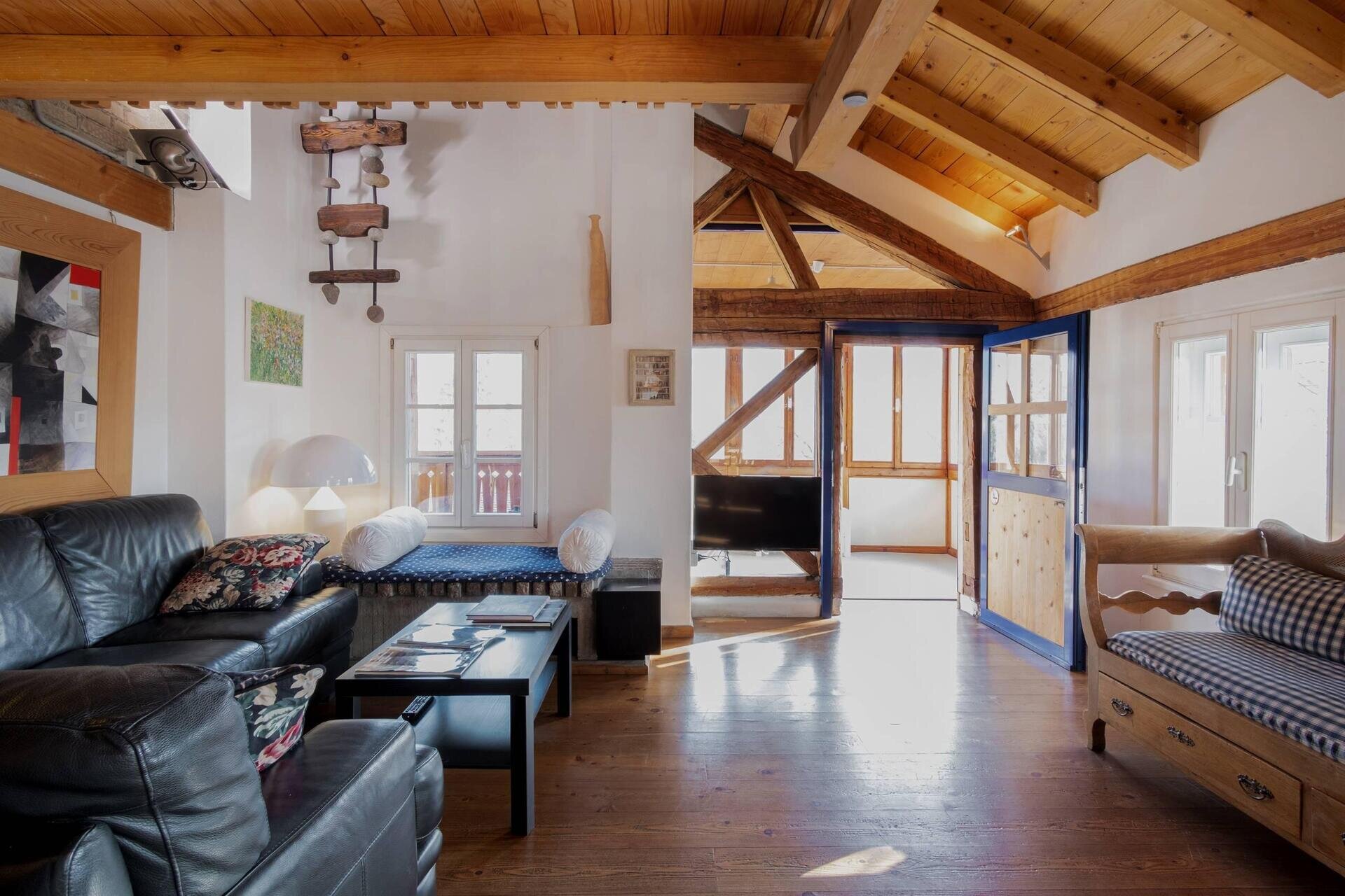 Images Trn 1 F15d959e A4e9 4ac1 A60d 7475042d51c6 99 Image