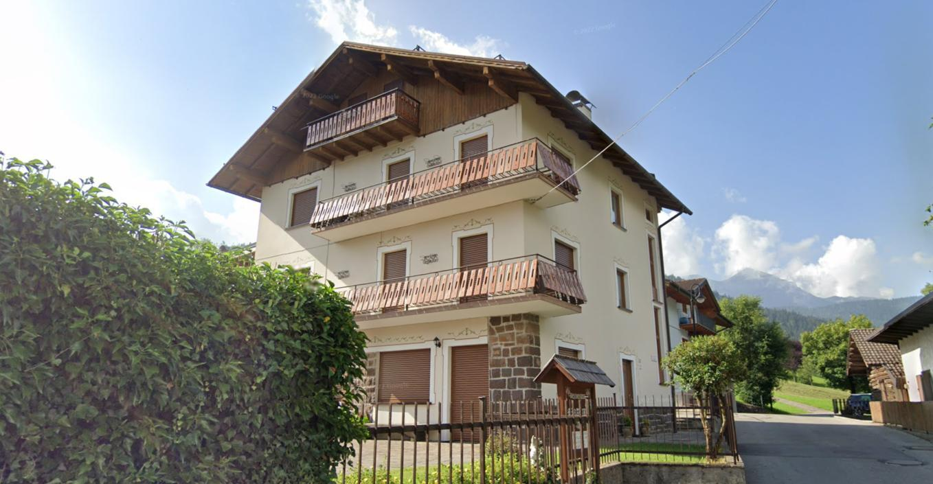 LUCIAN MARIA (VIA NAVOI 55 PIANO SECONDO)