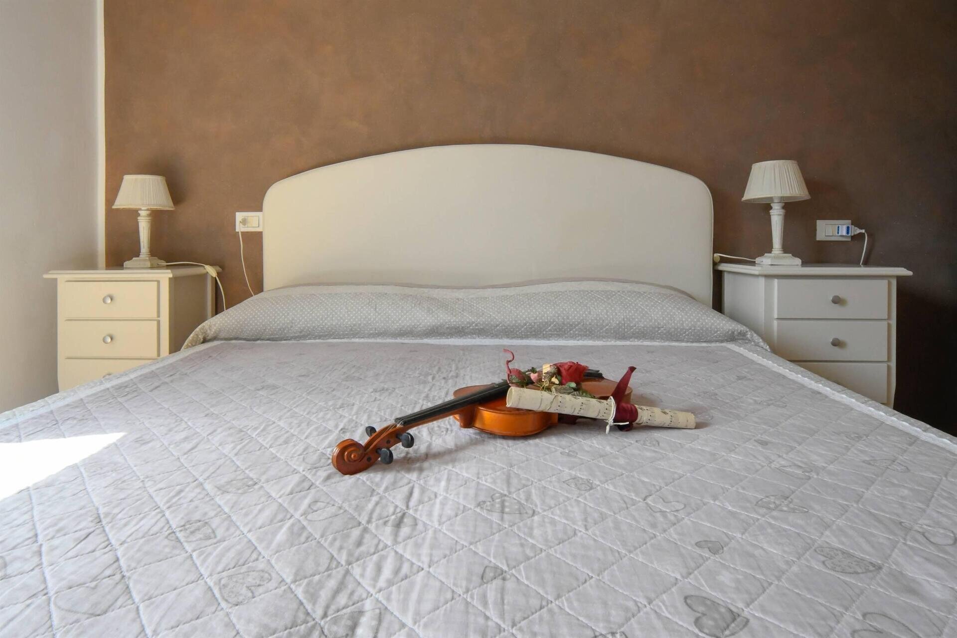 Images Trn 1 Eebe317c Eb8a 4001 A74a 55fc98f8cce5 99 Image