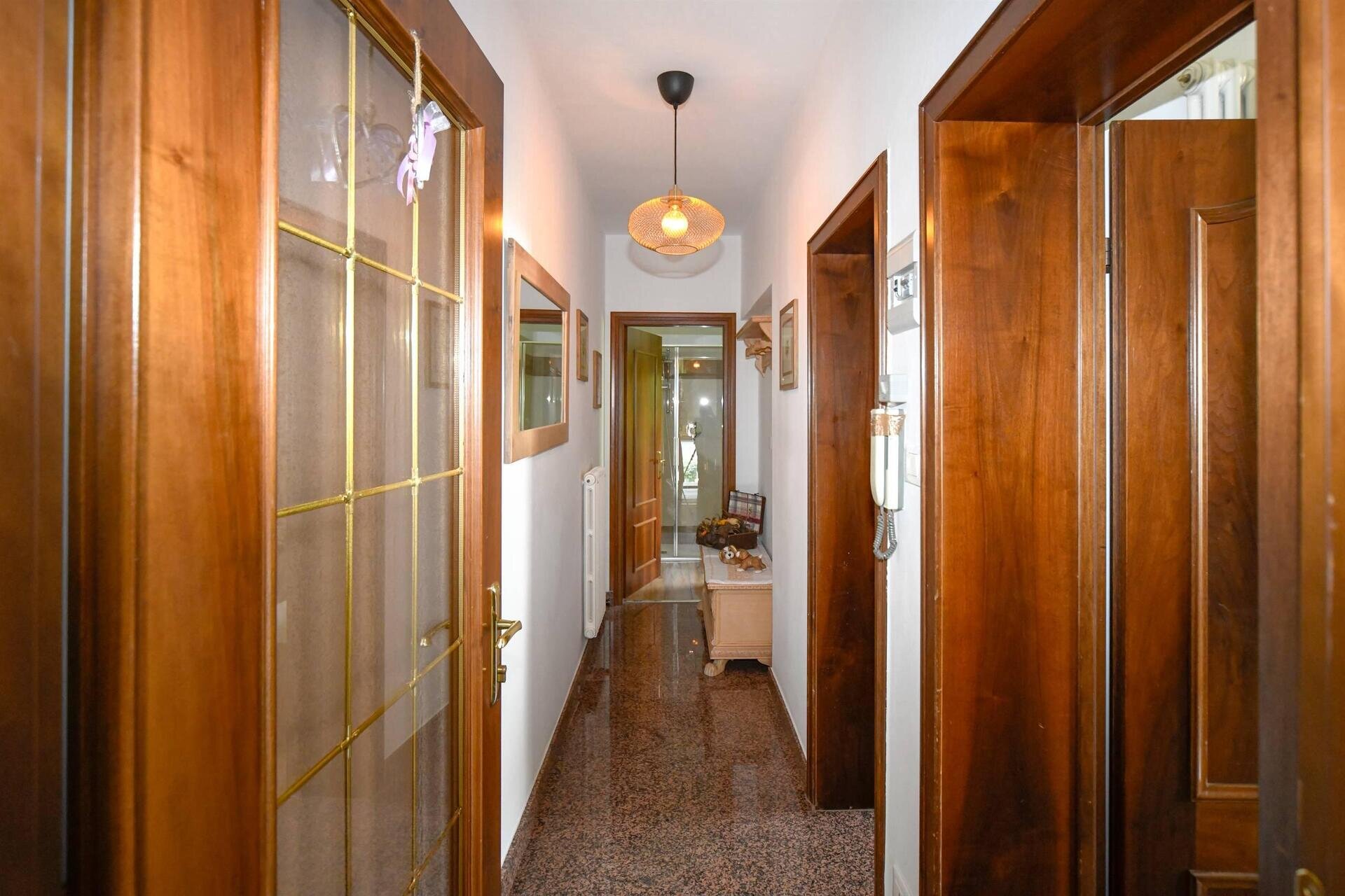 Images Trn 1 E0e29d61 C03c 4f77 82b8 E12b6ae3d9c3 99 Image