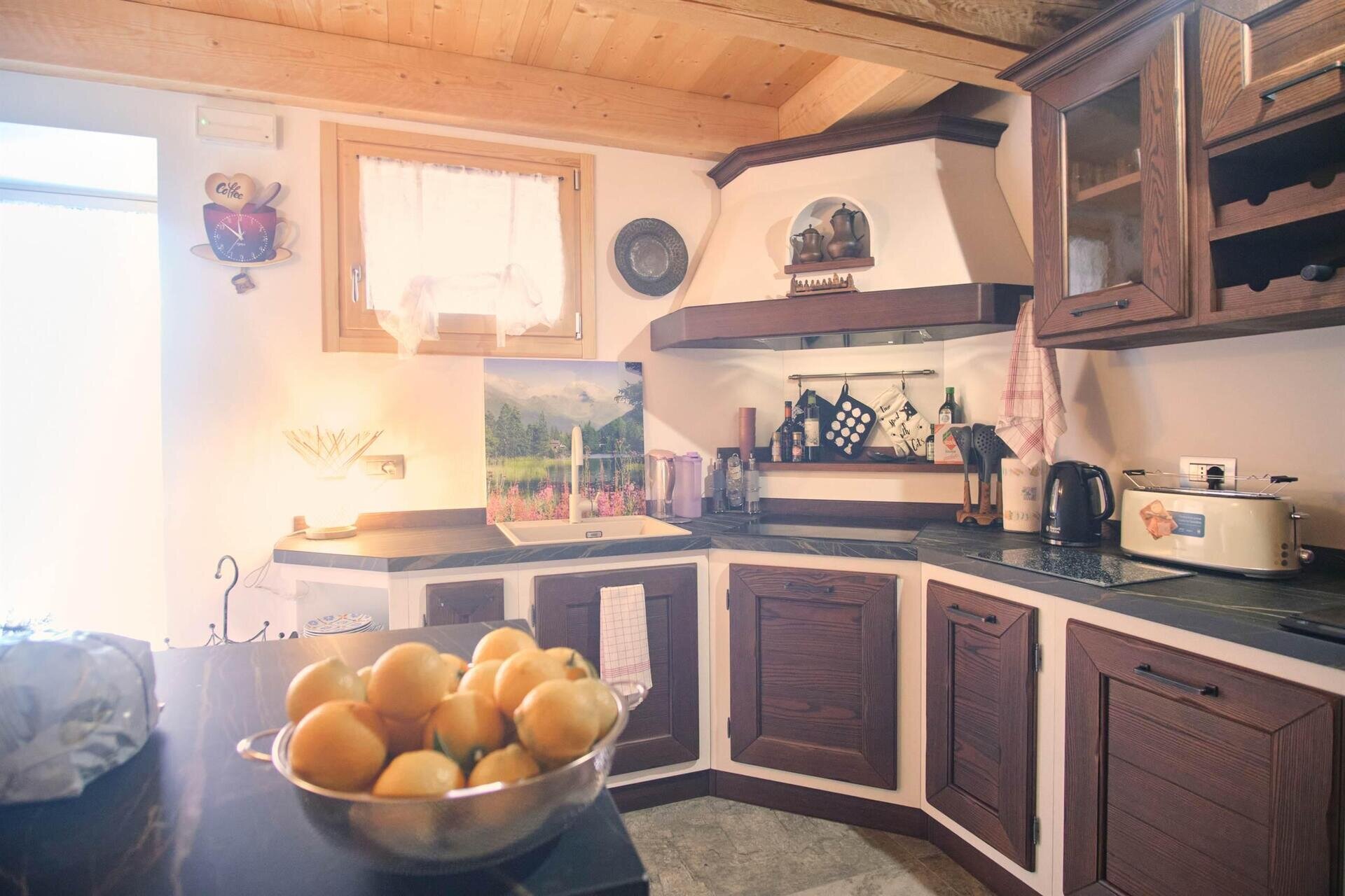 Images Trn 1 Fcdce239 2de8 4537 845b D3d1f5b714b2 99 Image