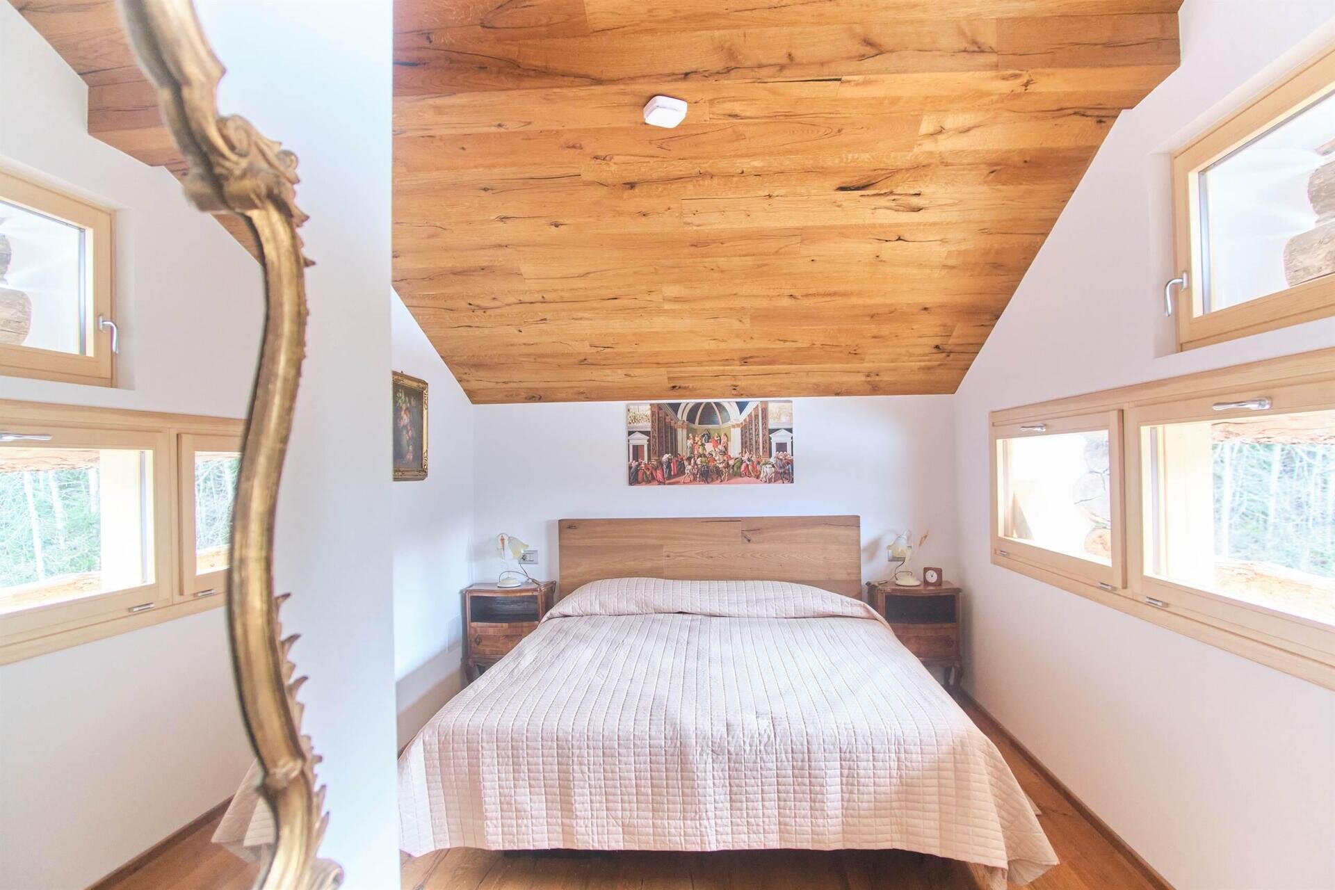 Images Trn 1 Ad7b3896 Da93 4cd0 B5a4 7caa325866e9 99 Image