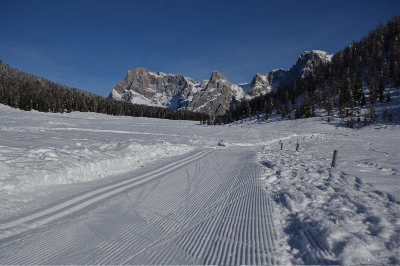 Pista da fondo al lago di Calaita