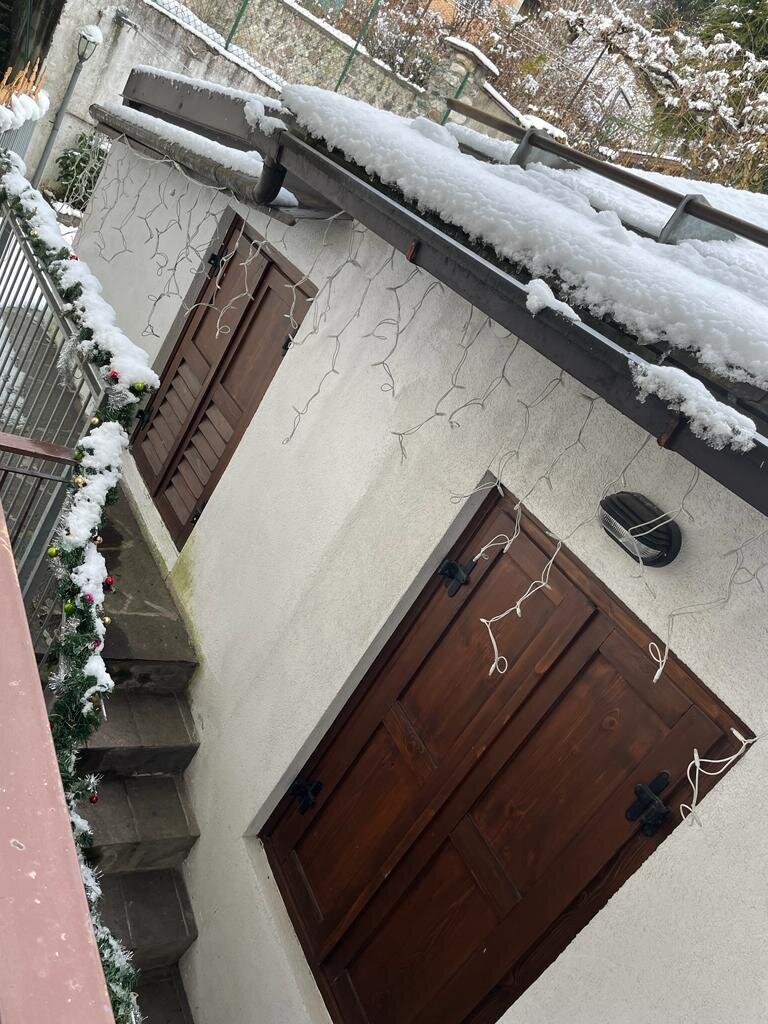 BALCONE PER ACCEDERE ALLA TERRAZZA