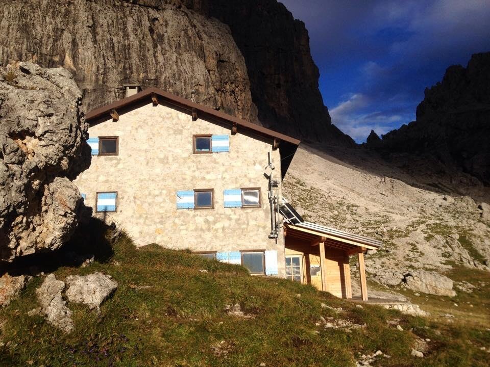 11062019_905299049543946_3390537245360147314_n