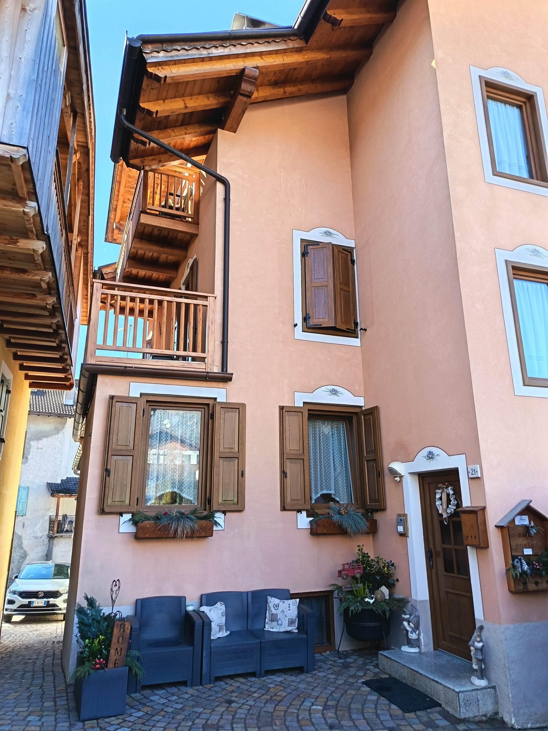 STEFANI ELISABETTA - CASA SCALET (MANSARDA)