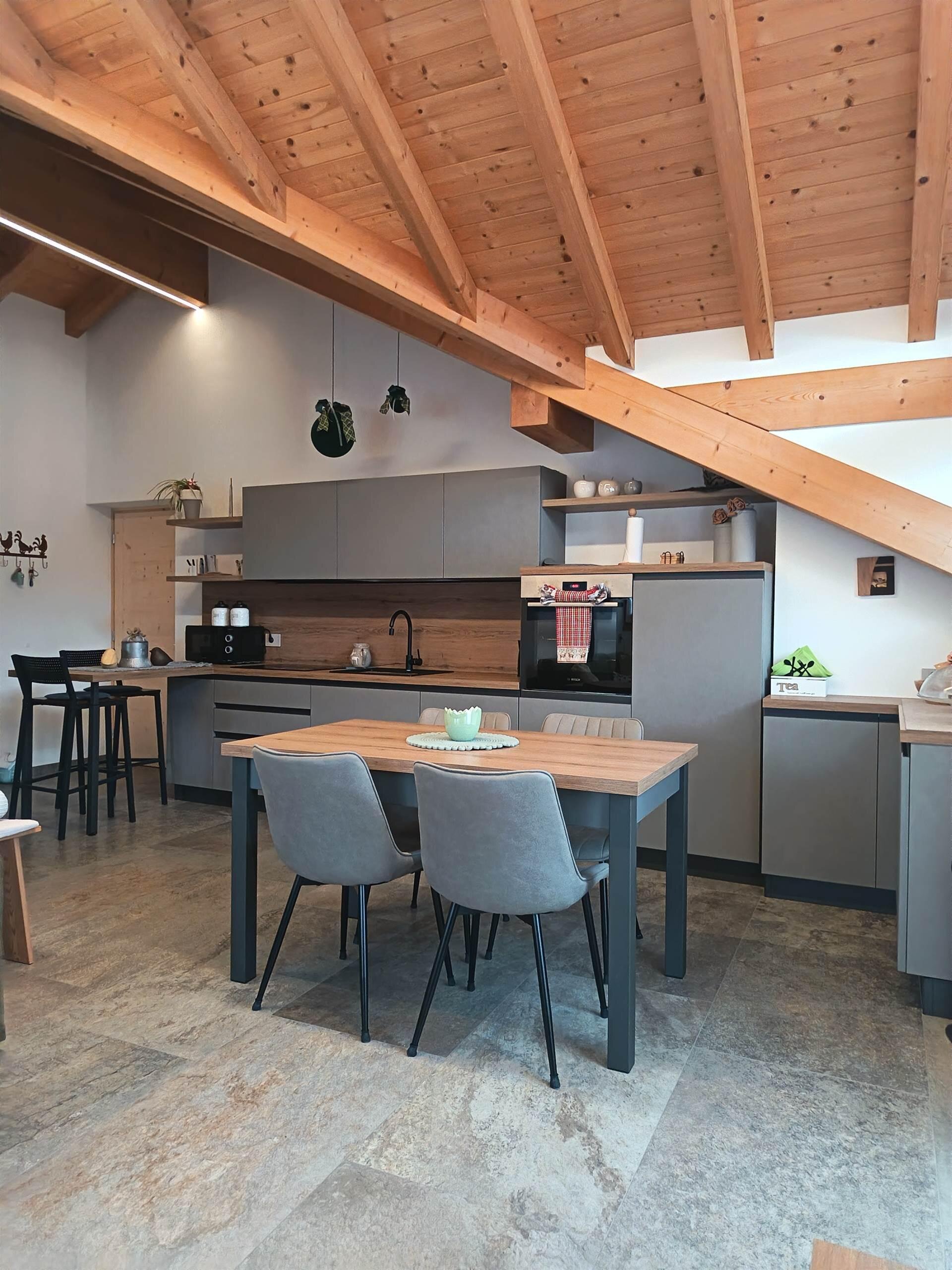 Images Trn 1 Cc0691fd 1f1d 4b7b A26a B9eaad993053 99 Image