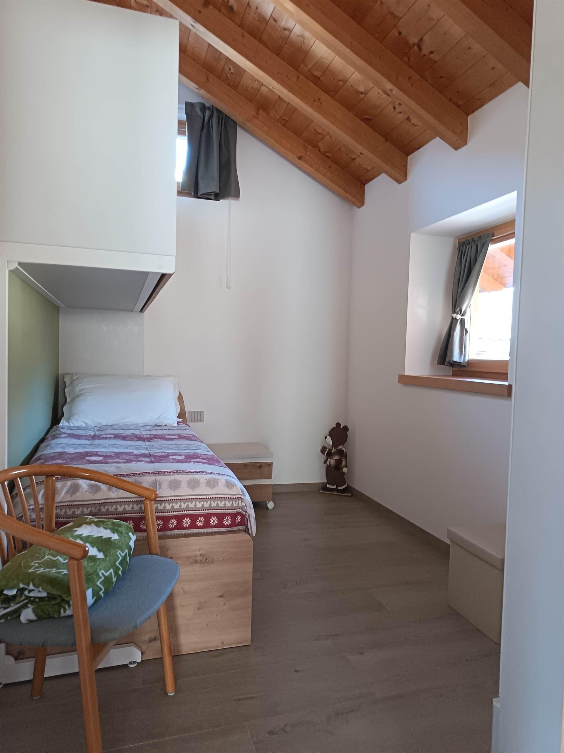 Images Trn 1 2213c230 F5f5 46d3 B462 8c7efb2f8c96 99 Image