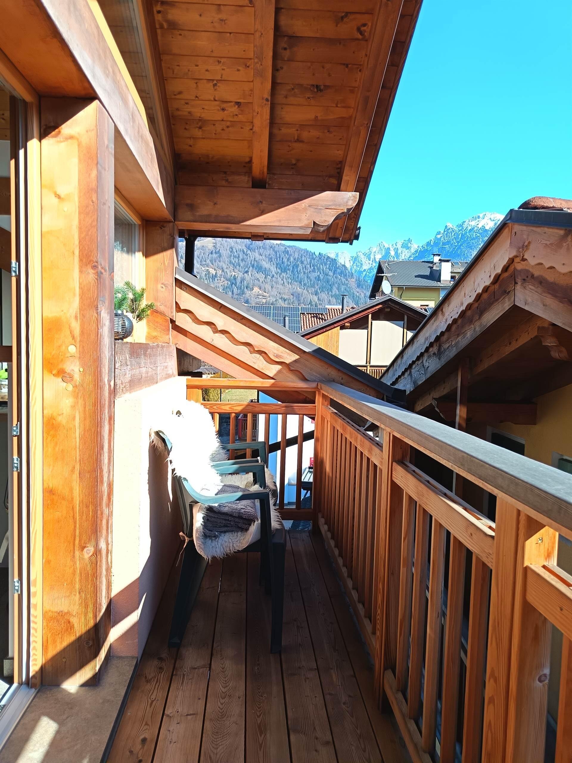 Images Trn 1 B6e21e72 3886 4a09 8e4b 984473df87ff 99 Image