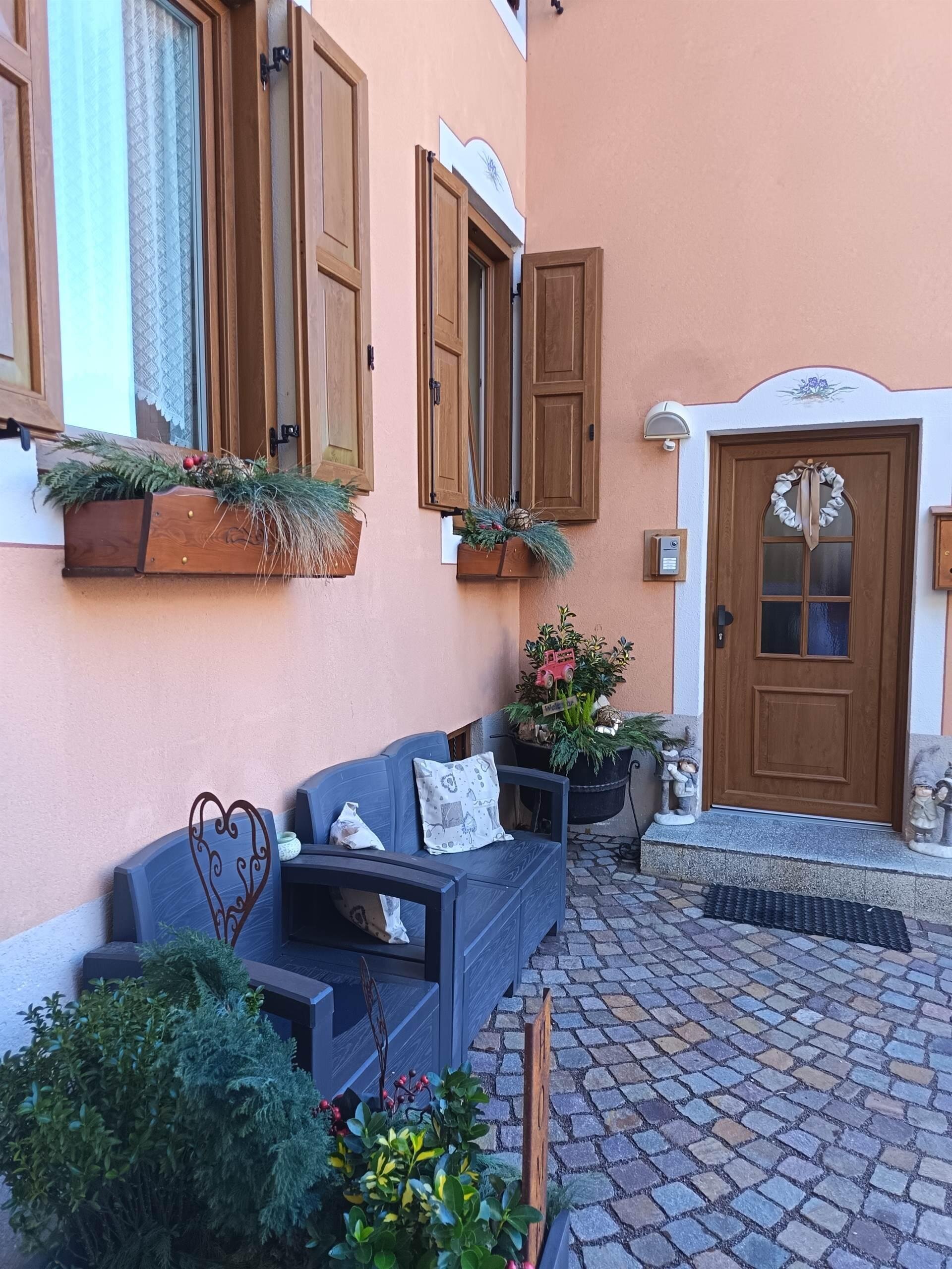 Images Trn 1 B5b8d11d E261 48ab B0e8 E9d9e5c3665e 99 Image