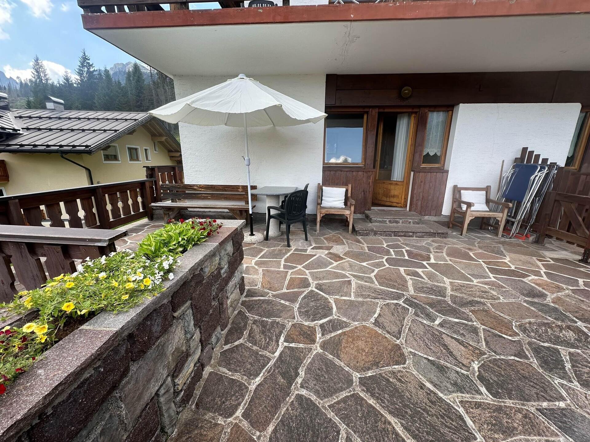 Images Trn 1 Ccb93edd 2a5f 439d B9d1 054b9ff2e396 99 Image