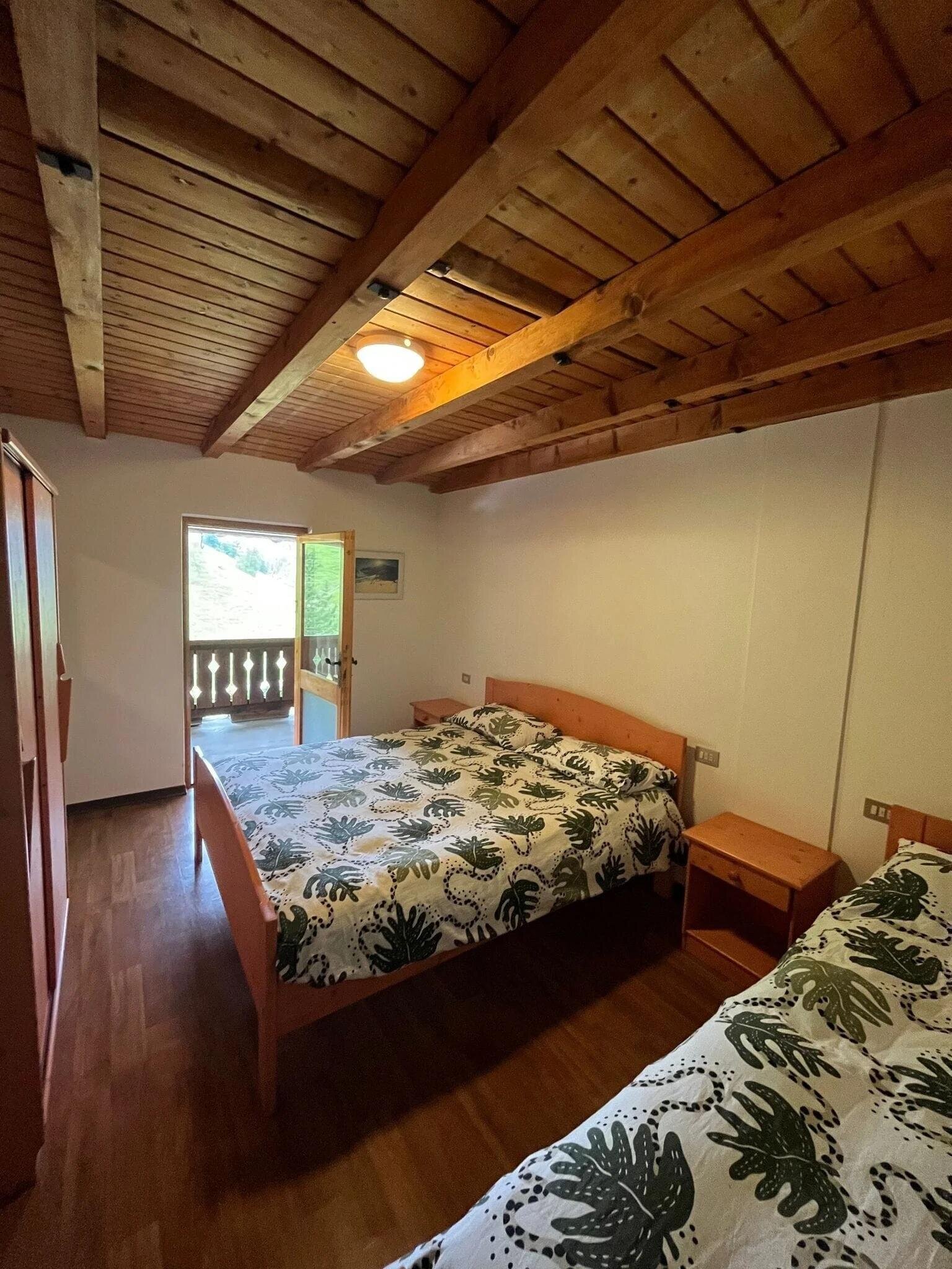 Images Trn 1 B14cb33c 6b09 428a Af41 732b941c3b5f 99 Image