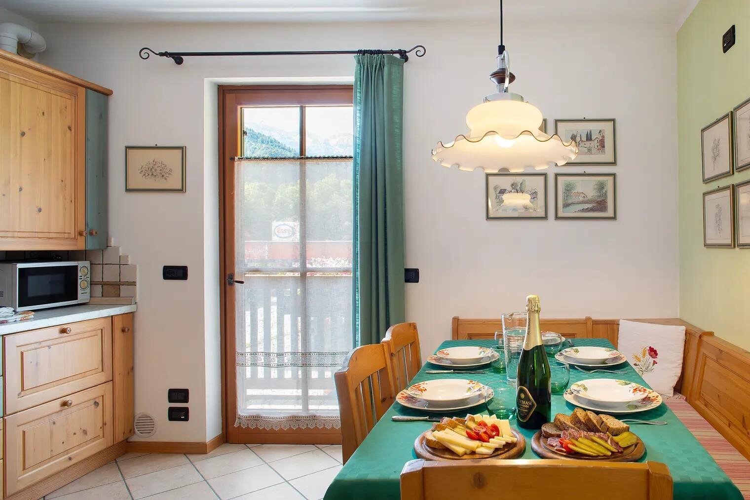 Images Trn 1 991a48d0 A83c 4e7d 9f10 A1617fa339a6 99 Image