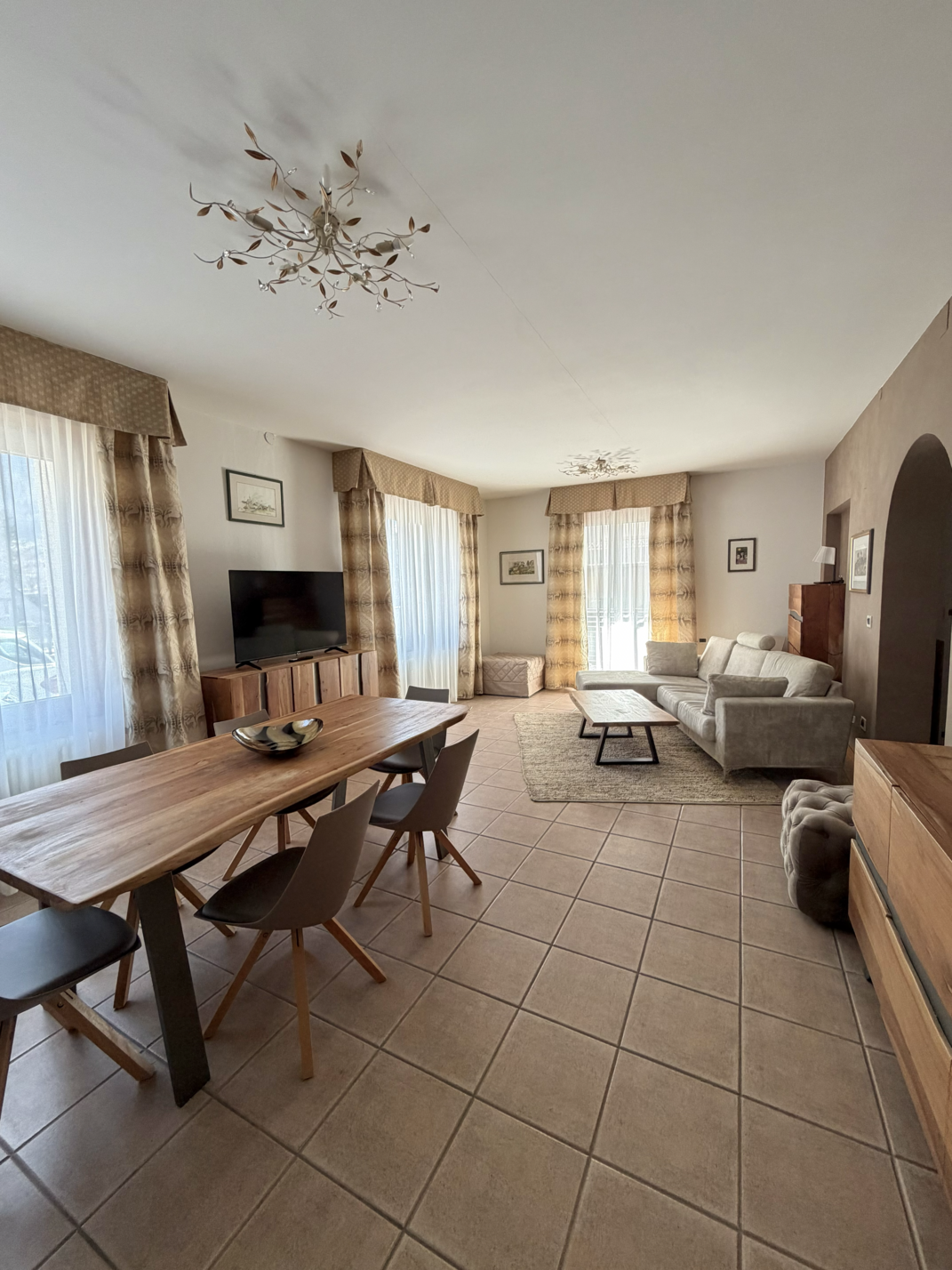 Images Trn 1 Ece19844 Ee86 450f 8697 Ed1fbb8f2acc 99 Image