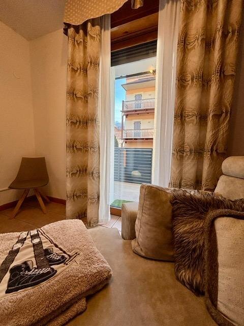 Images Trn 1 72757c7c 0afc 4020 B72d 1c9489771479 99 Image