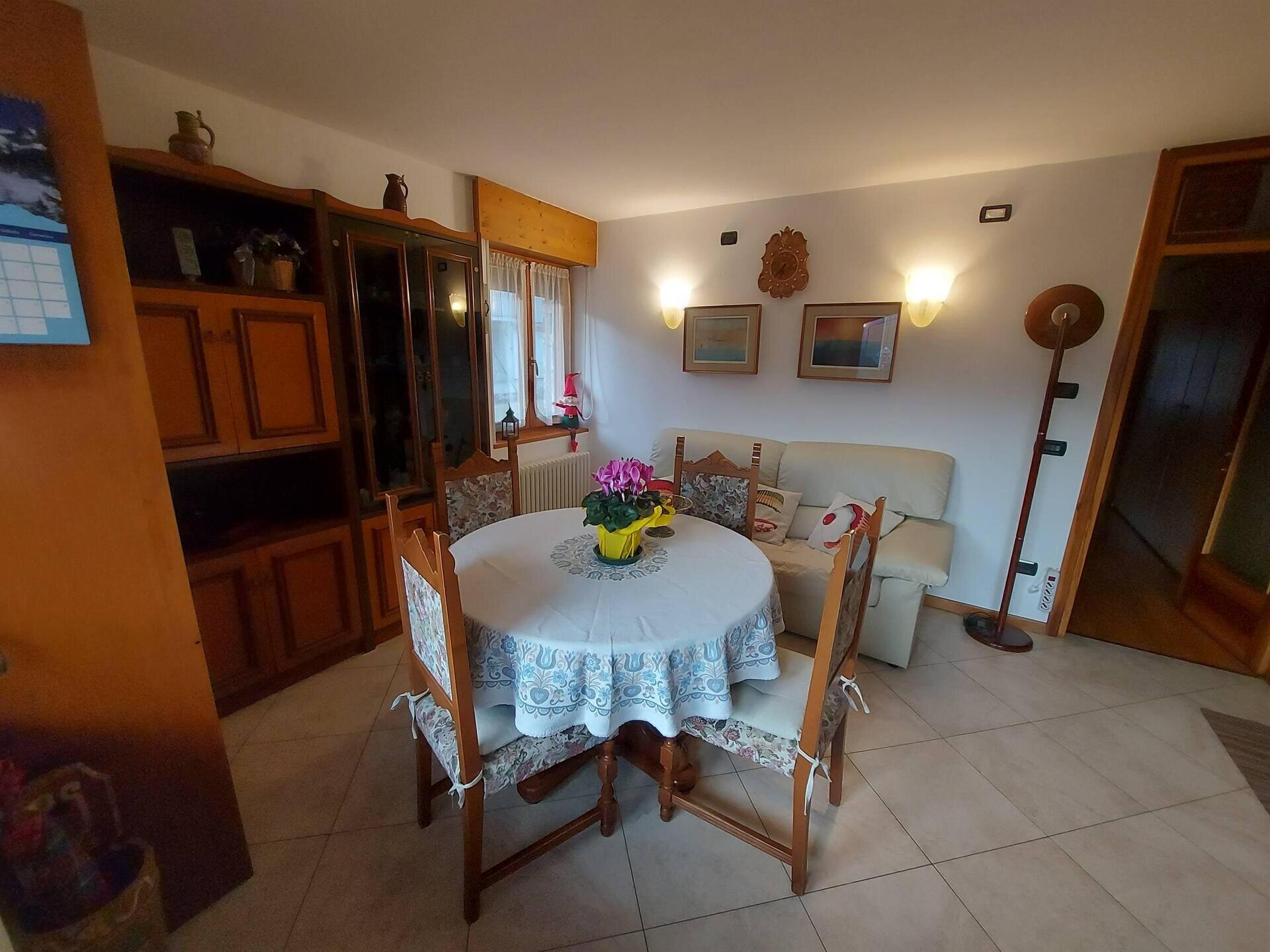 Images Trn 1 4fd28e01 F188 455e 92cb 710add733439 99 Image