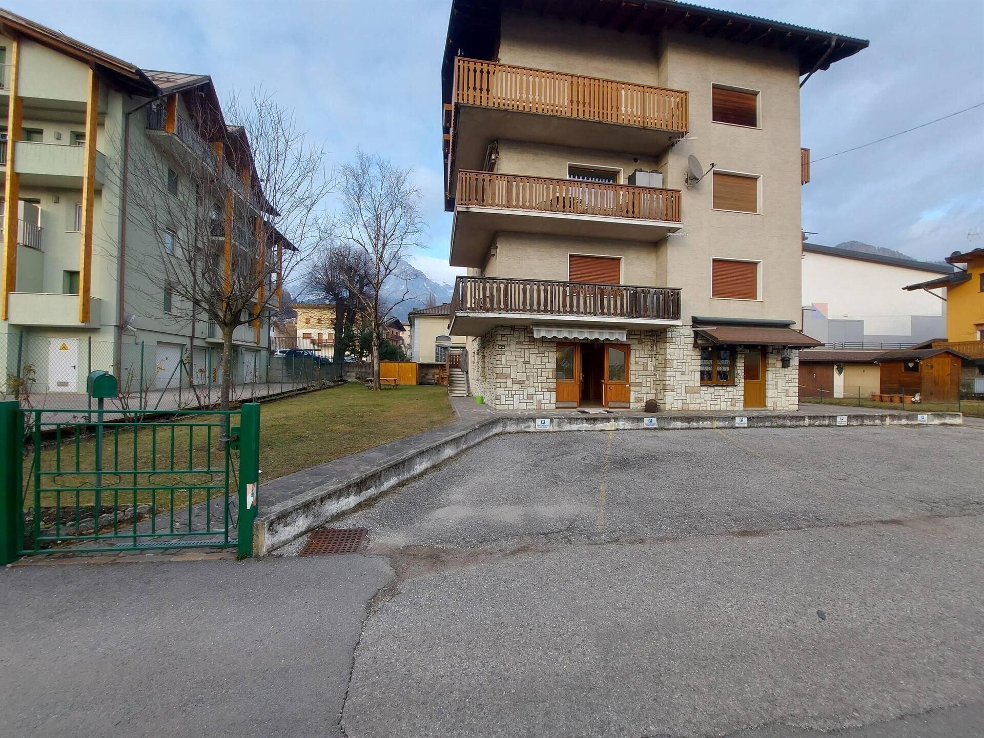 Images Trn 1 Aaaa0391 59b9 4238 9b15 47043123ae68 99 Image